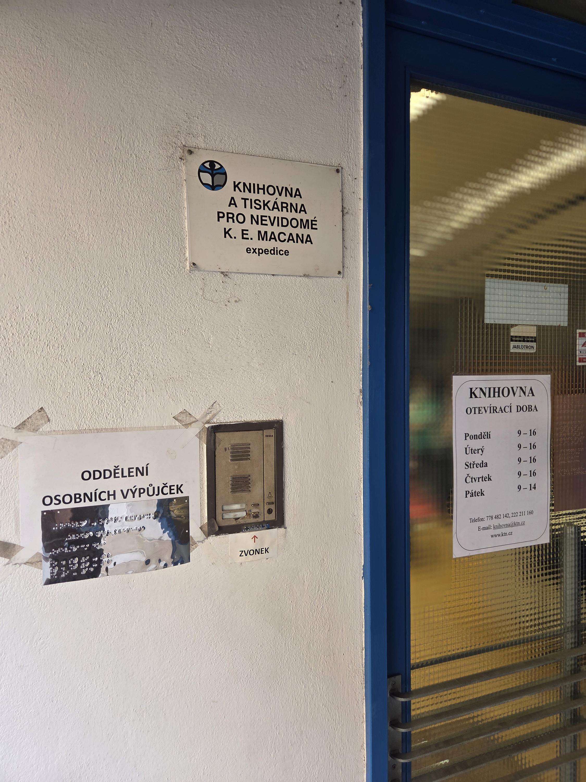 Knihovna a tiskárna pro nevidomé K. E. Macana foto 3
