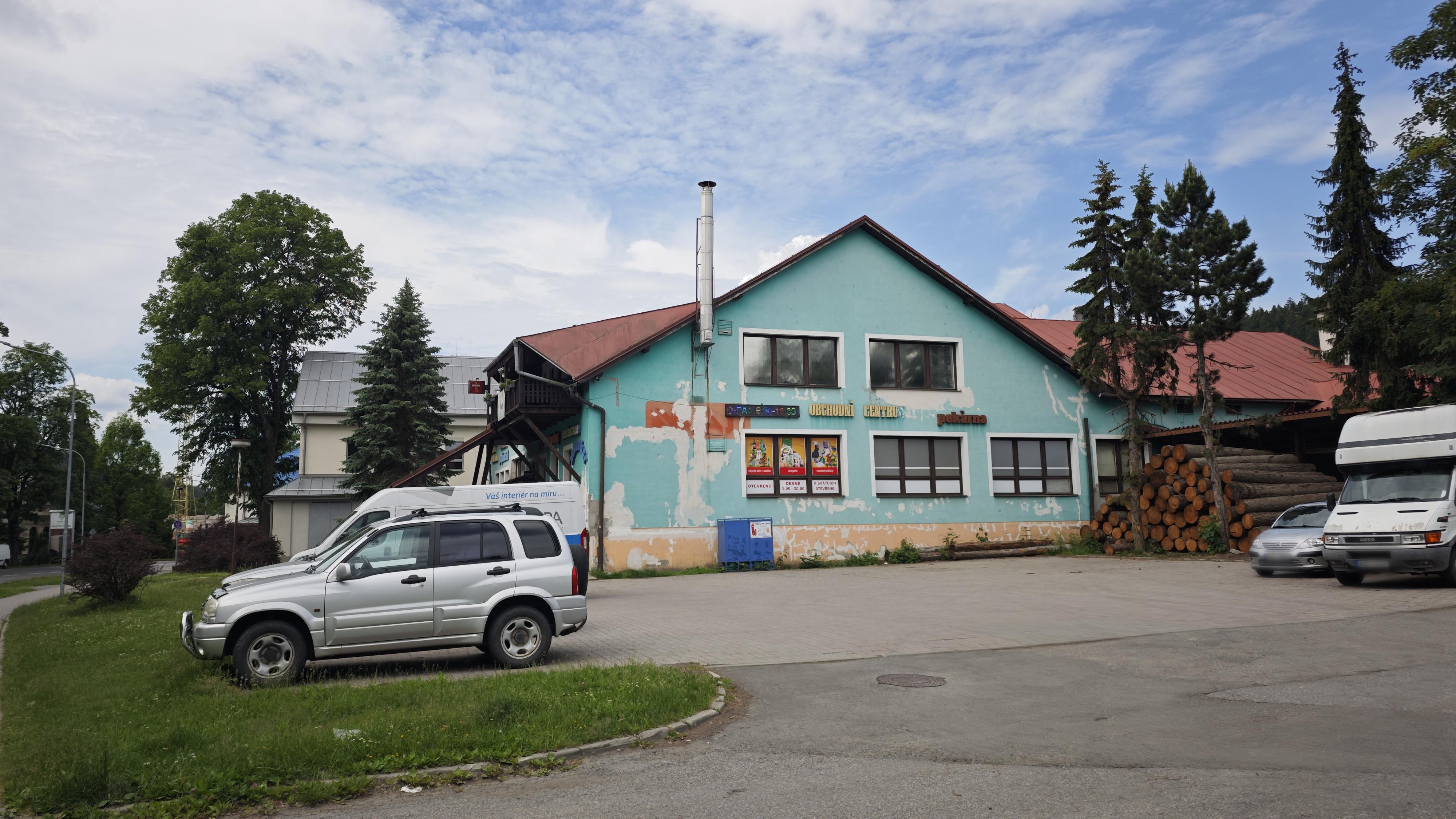 Potraviny Velké Karlovice foto 3