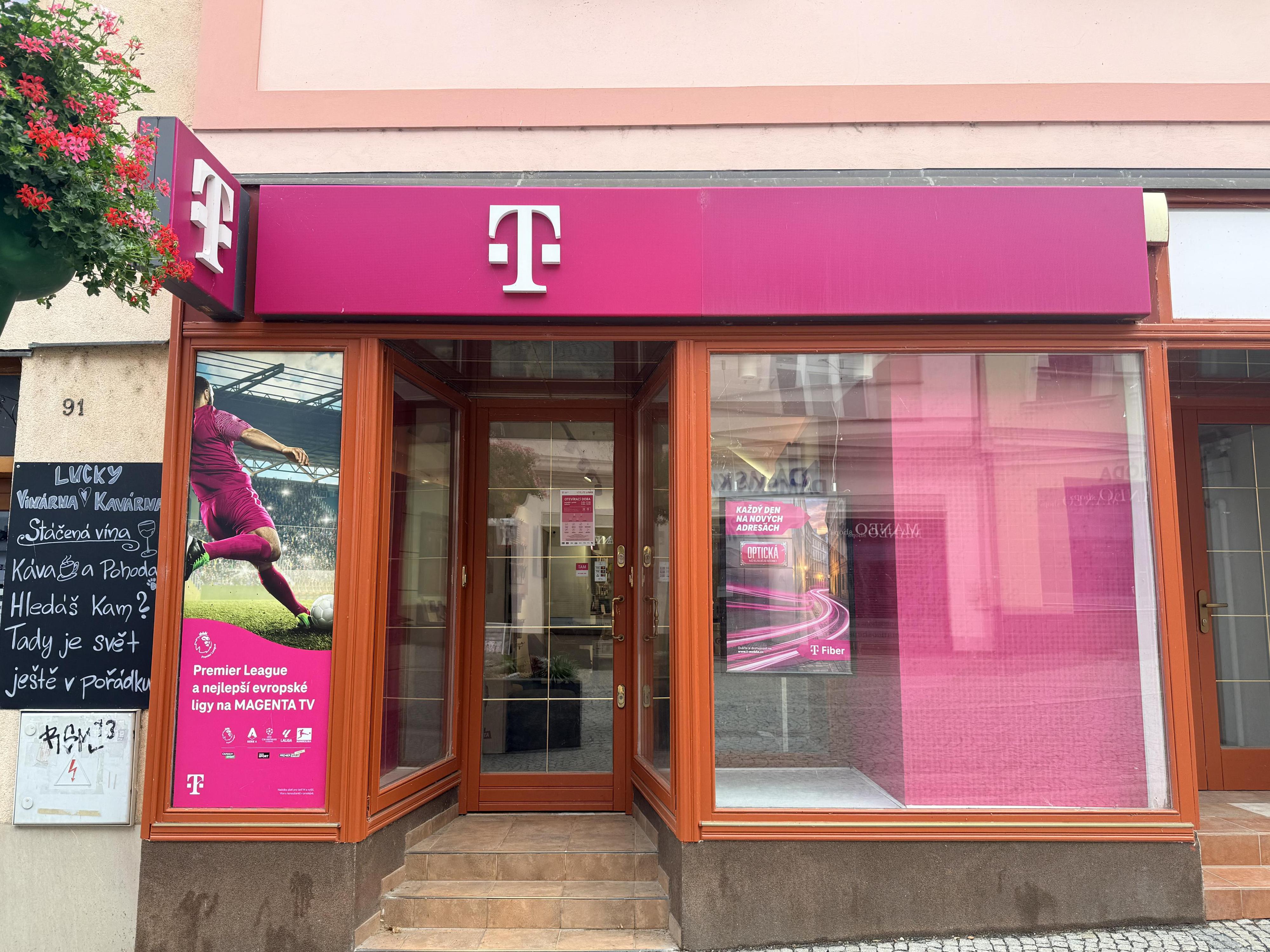 Partnerská prodejna T-Mobile foto 2