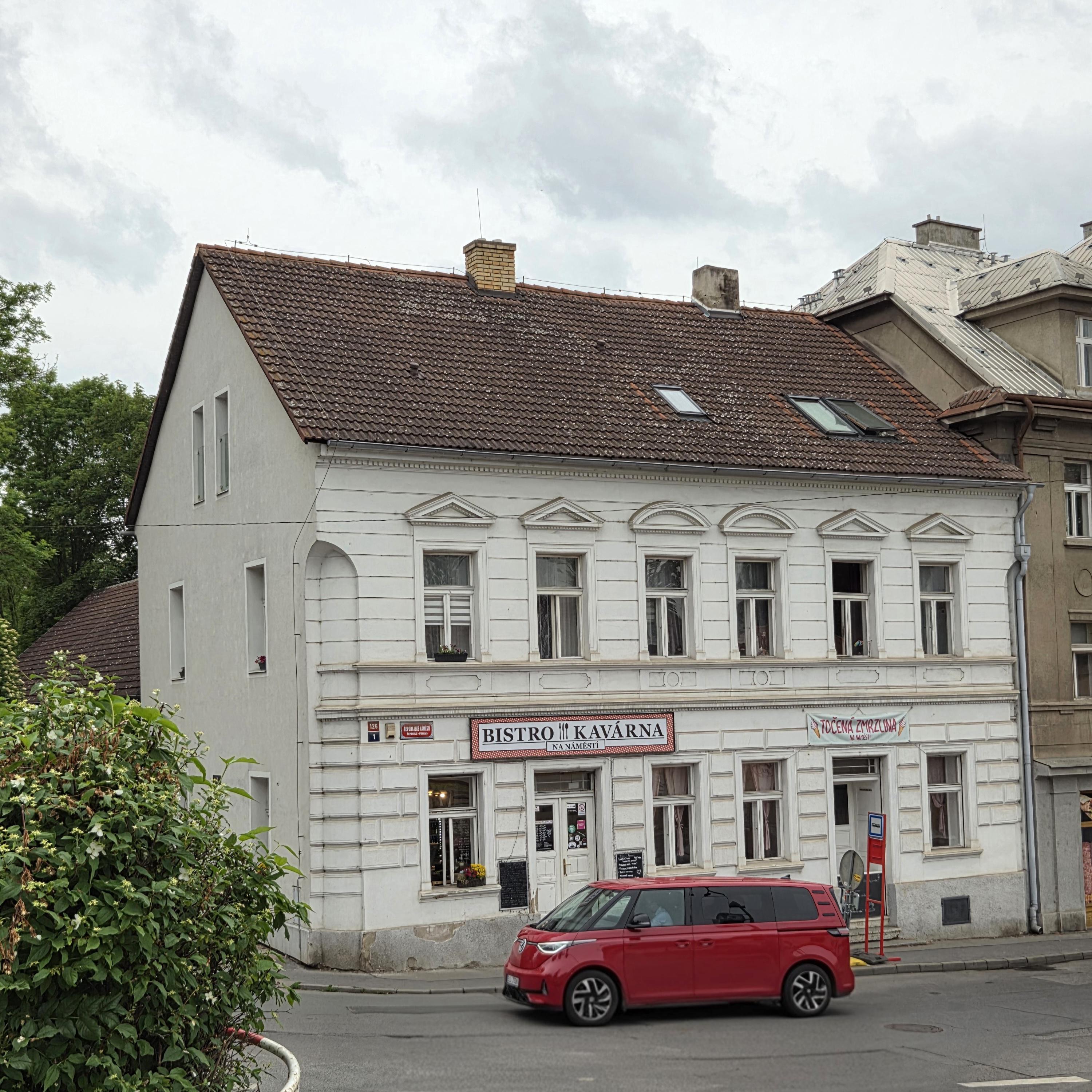 Bistro a Kavárna Na náměstí foto 4