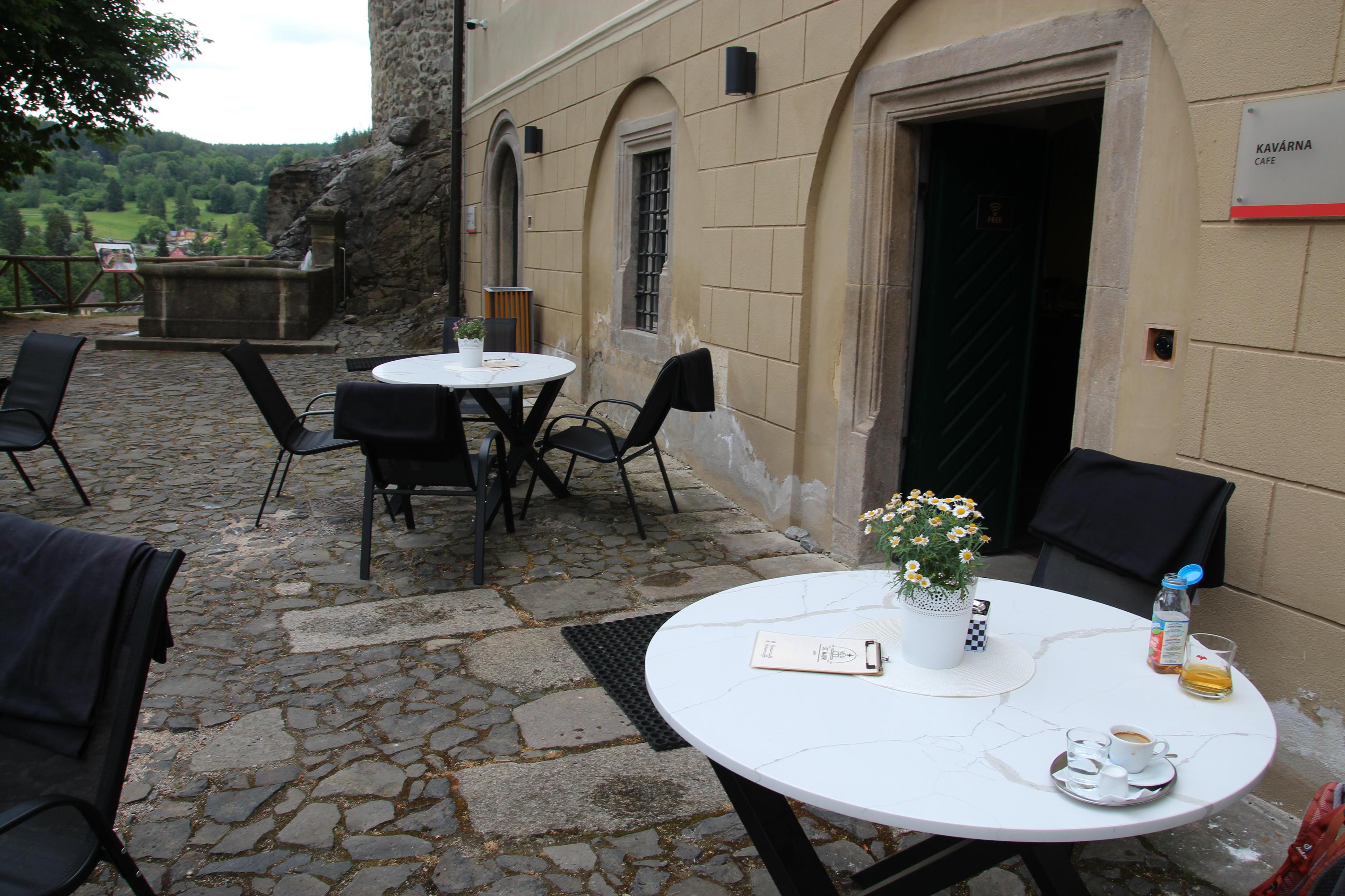St. Maur Caffè foto 6