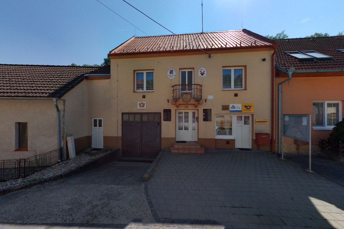 Košíky - obecní úřad foto 2