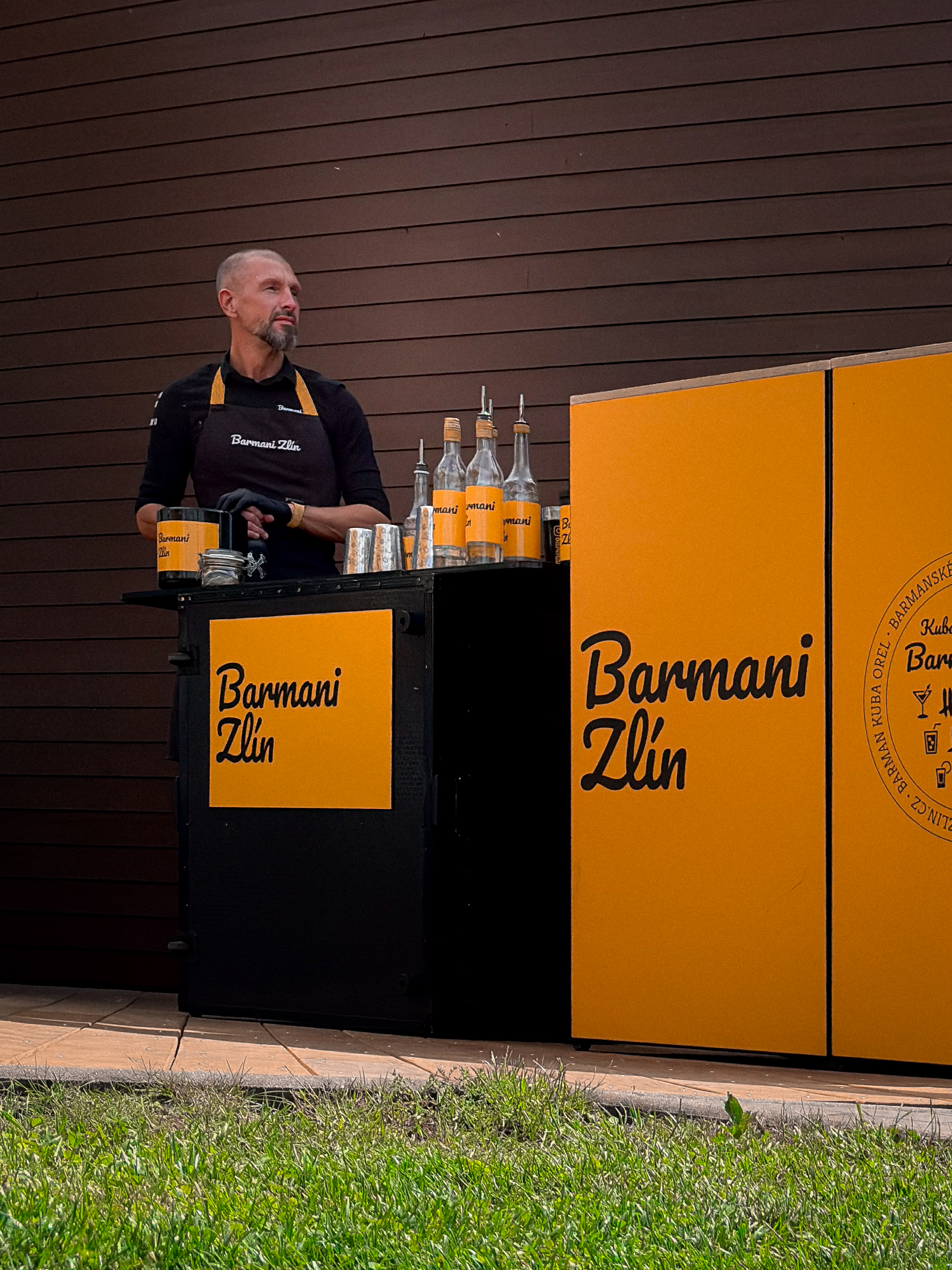 Barmani Zlín - barman Kuba Libre Orel foto 3