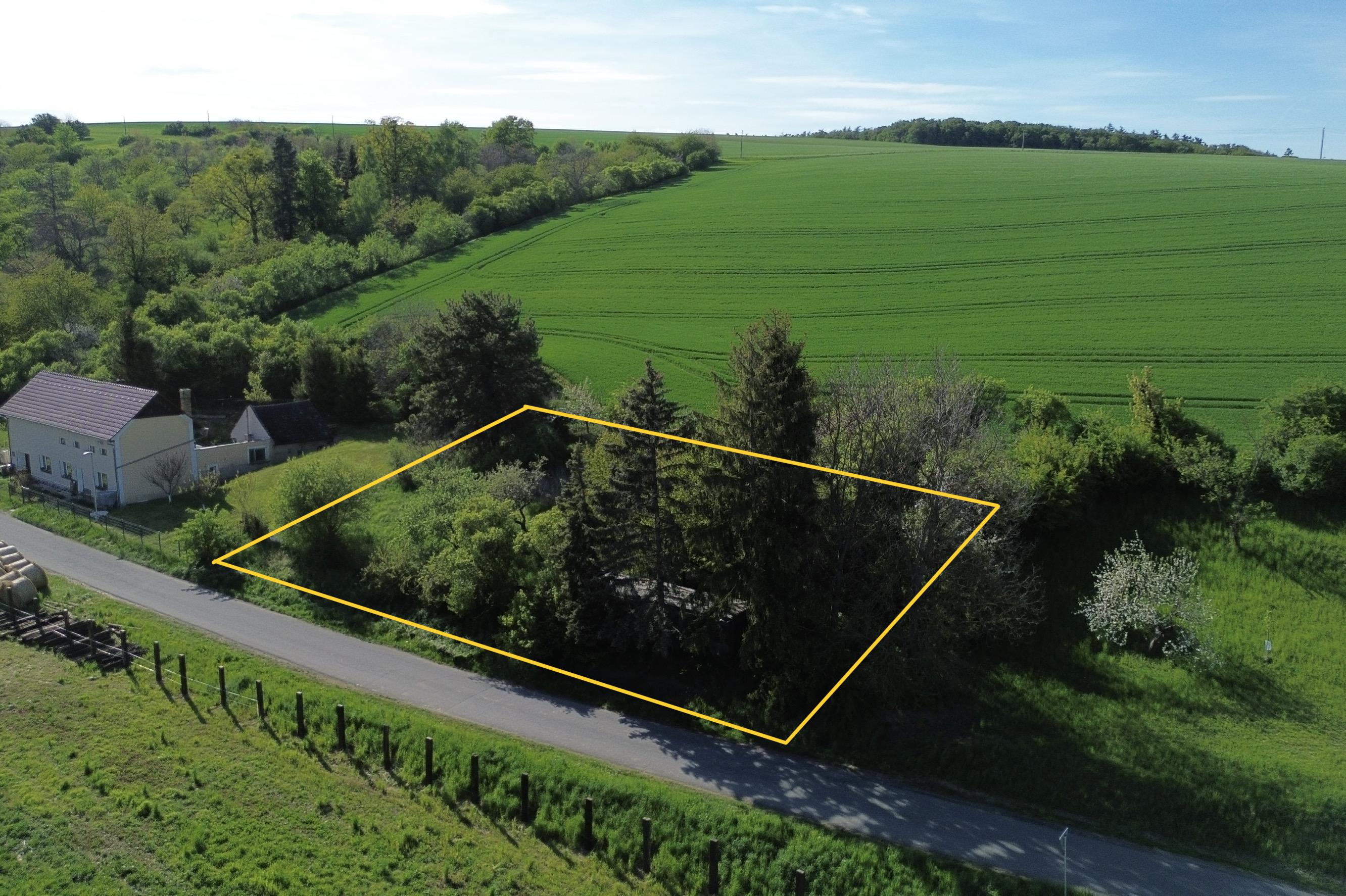 Pozemek 1 260 m² Zlámanka u Kroměříže