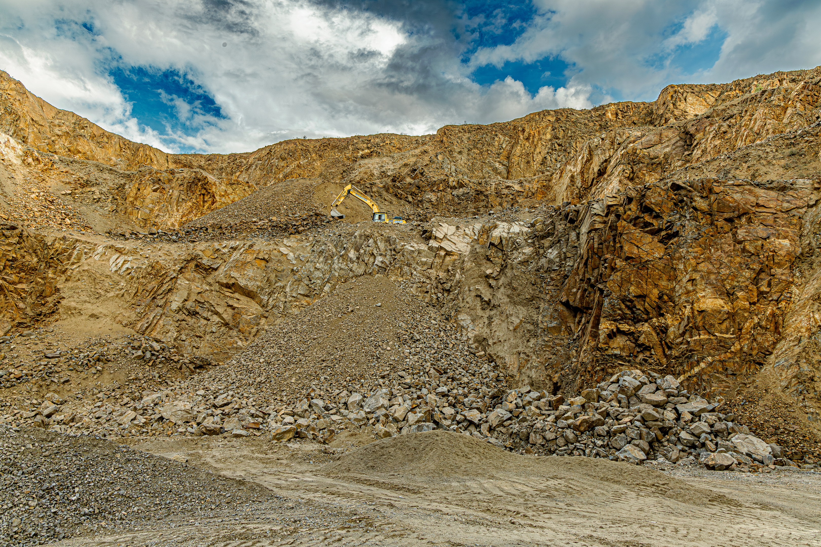 Lom Bílkovice, Cemex Sand k.s. foto 3