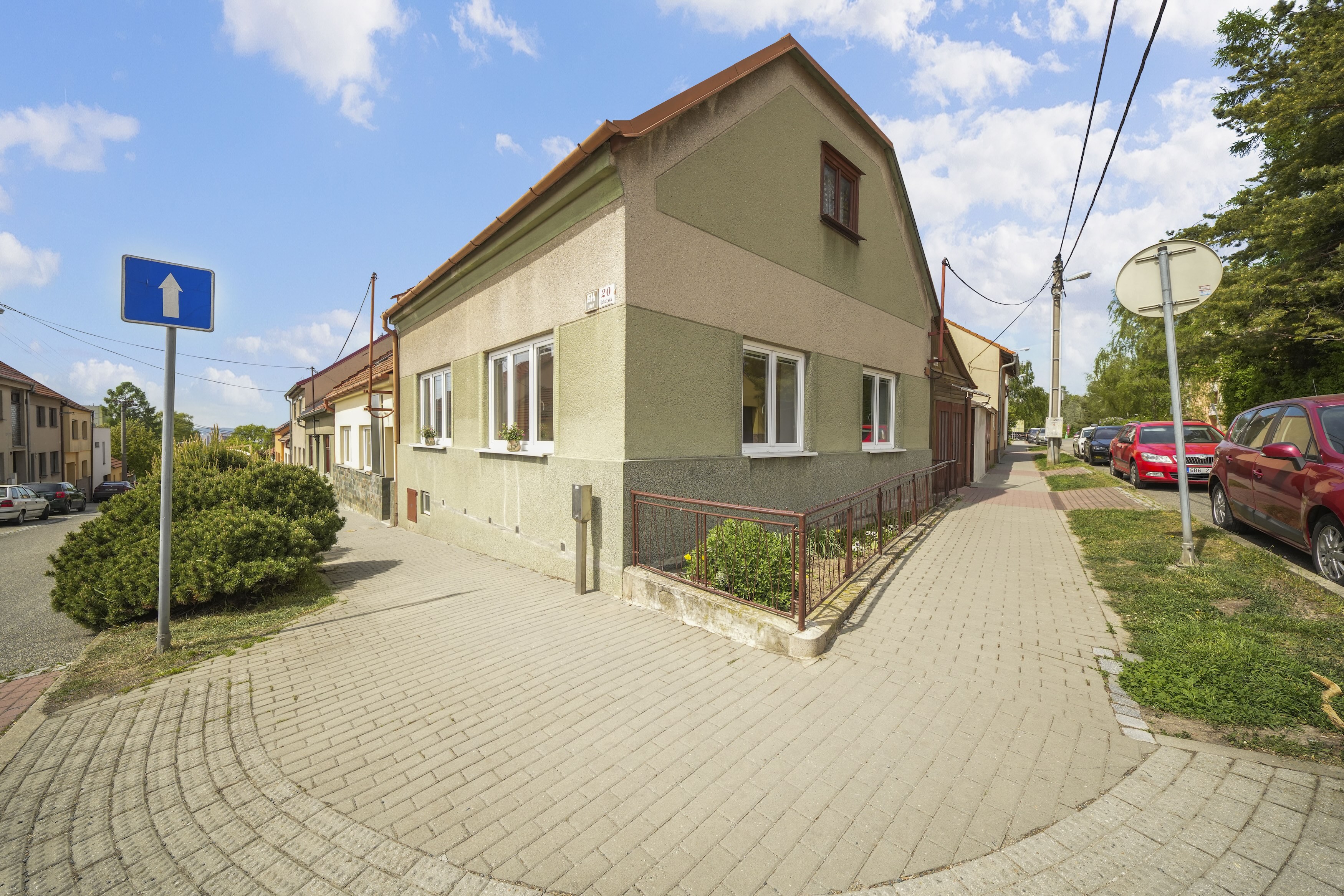 AKTUÁLNÍ - prodej rodinného domu v Líšni