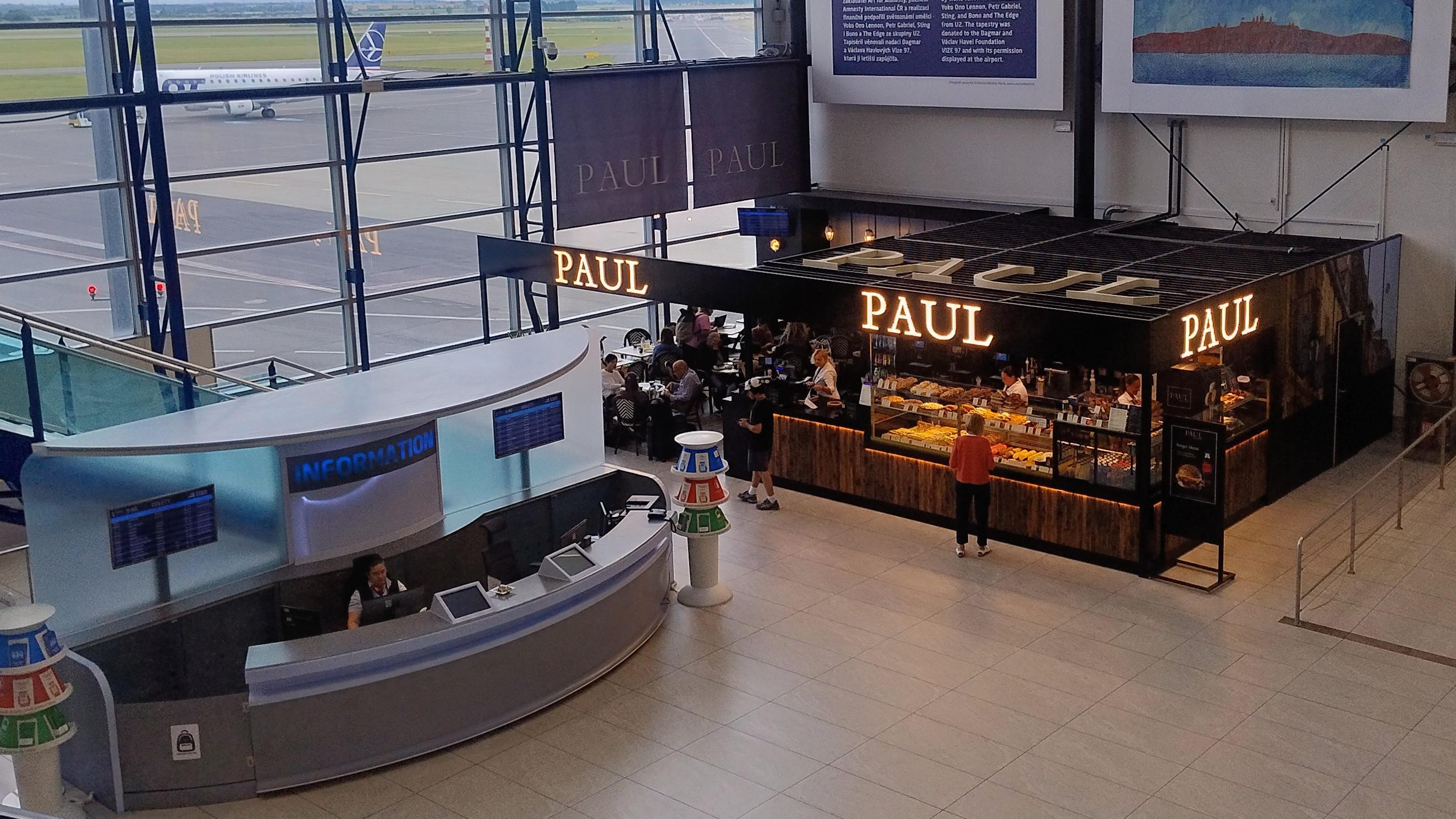 PAUL foto 3