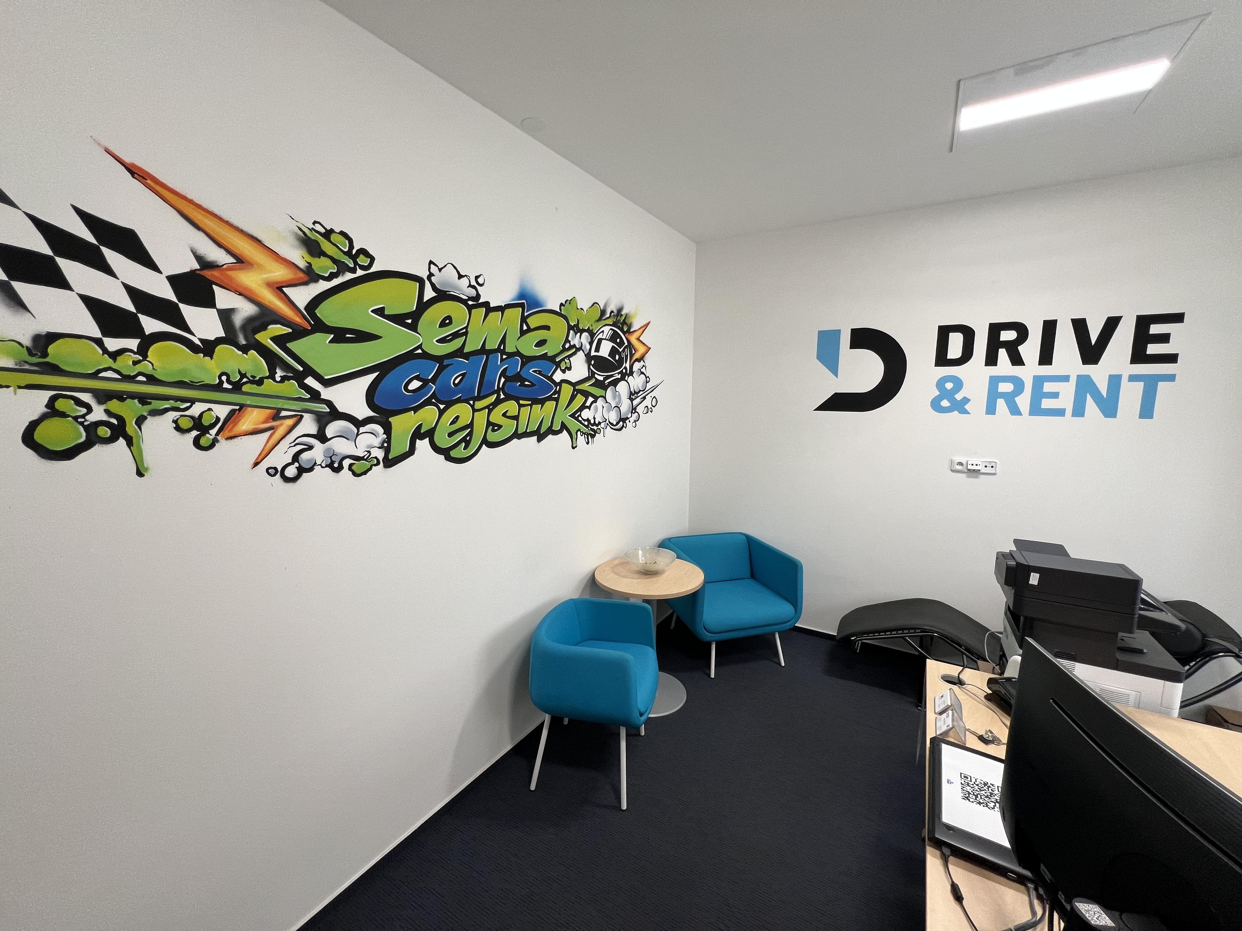 Autopůjčovna Drive&Rent foto 2