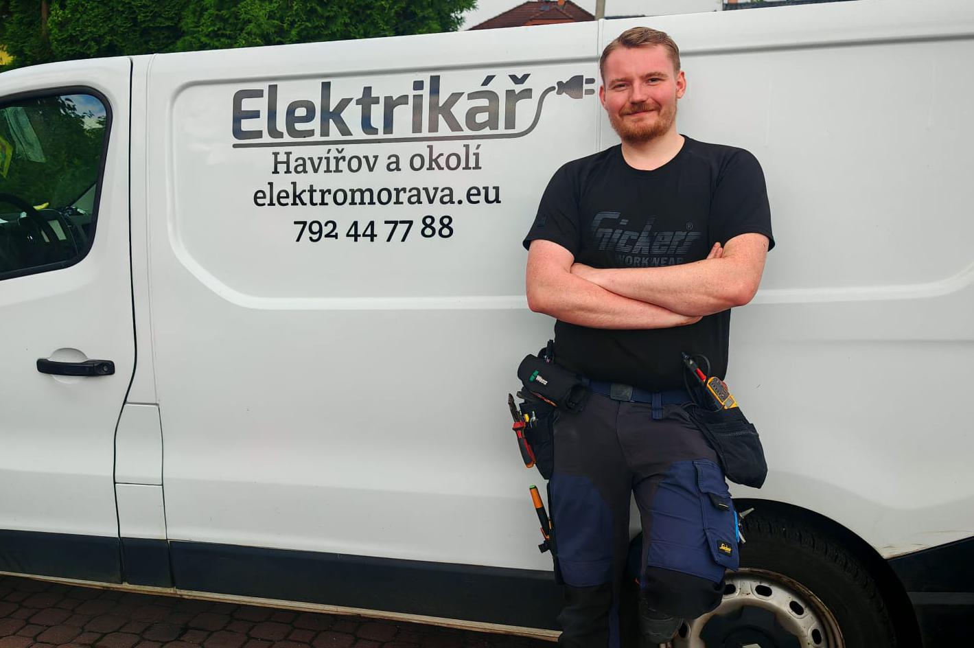 Elektrikář - Tomáš Novotný