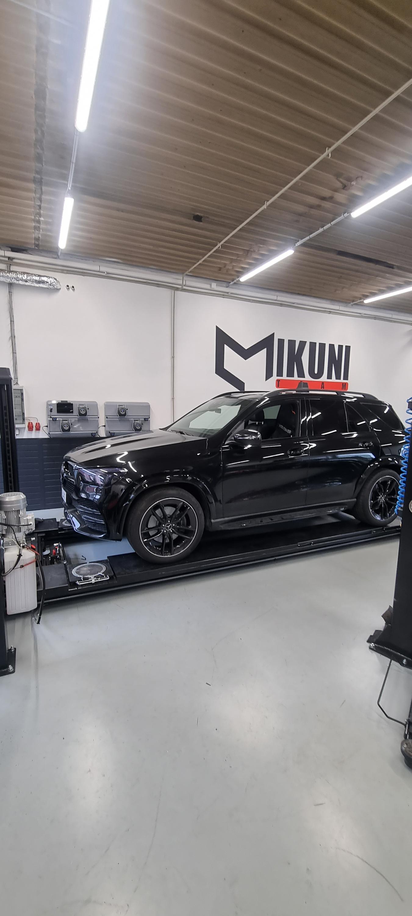 Mikuni Team foto 5