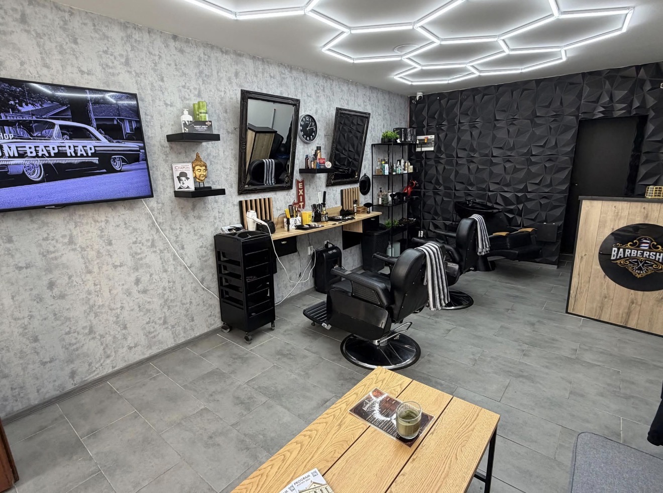 BARBERSHOP Lucas - HAIR CUT & SHAVE foto 2