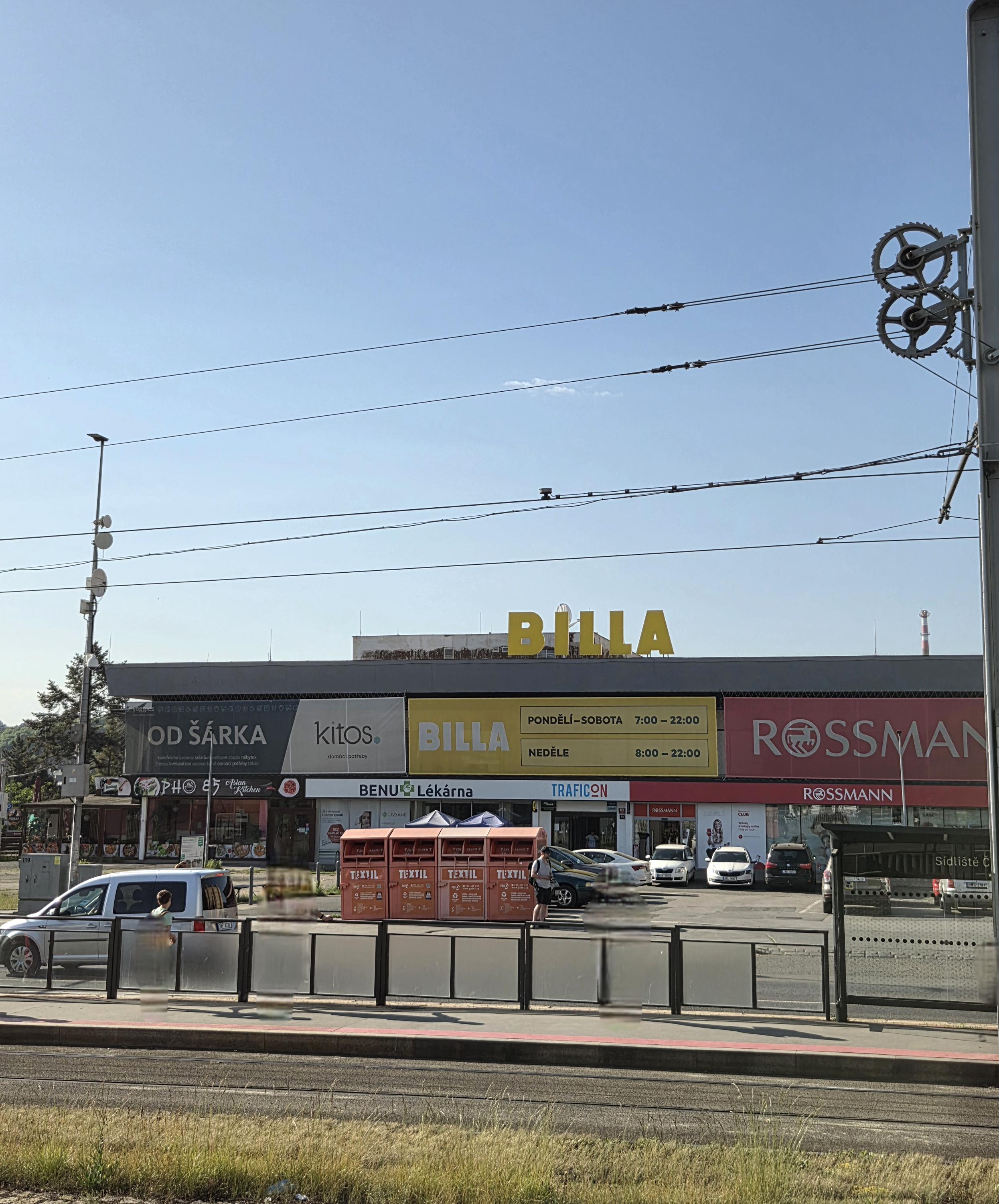 BILLA foto 3