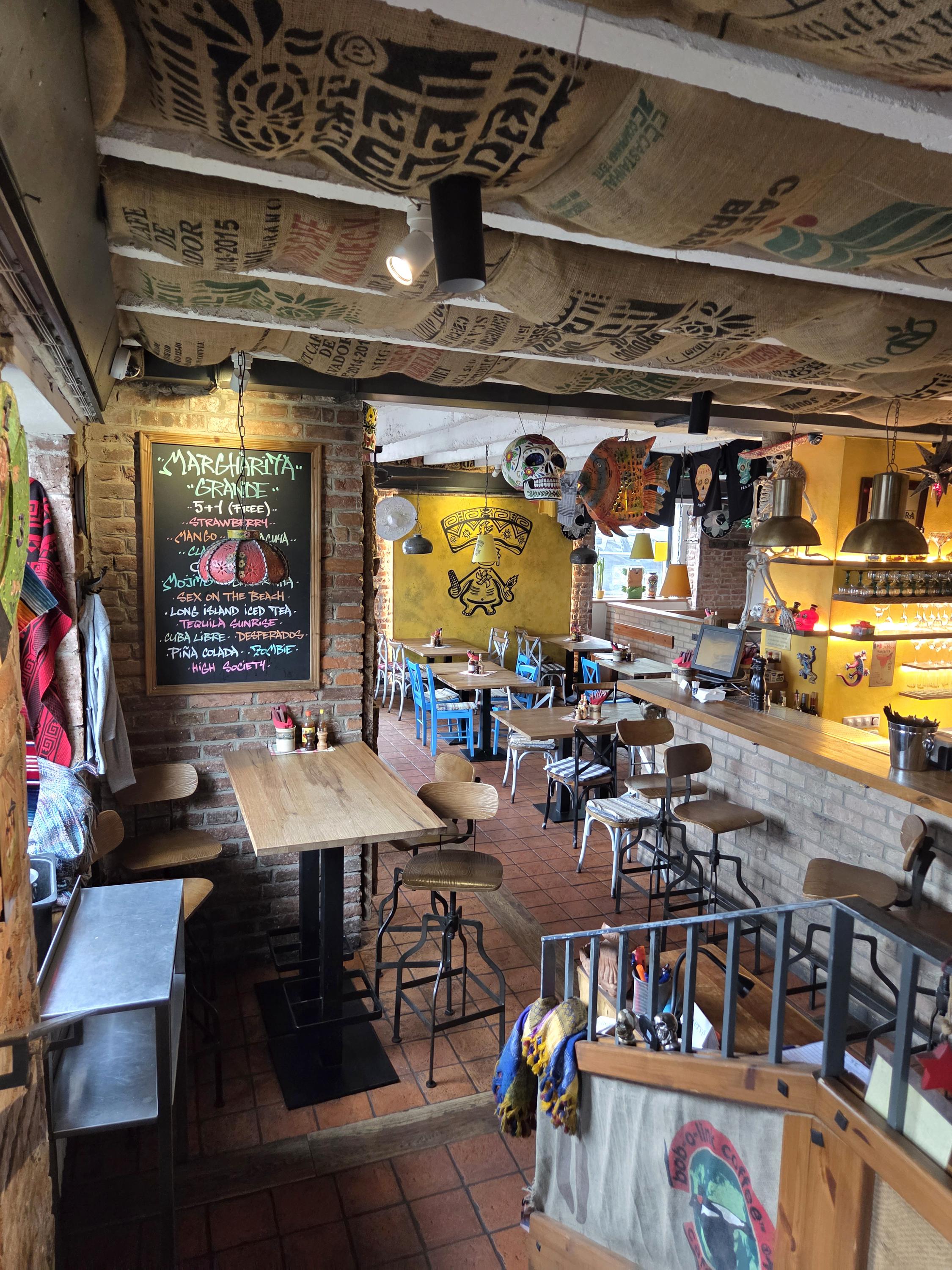 Cantina nábřeží foto 3