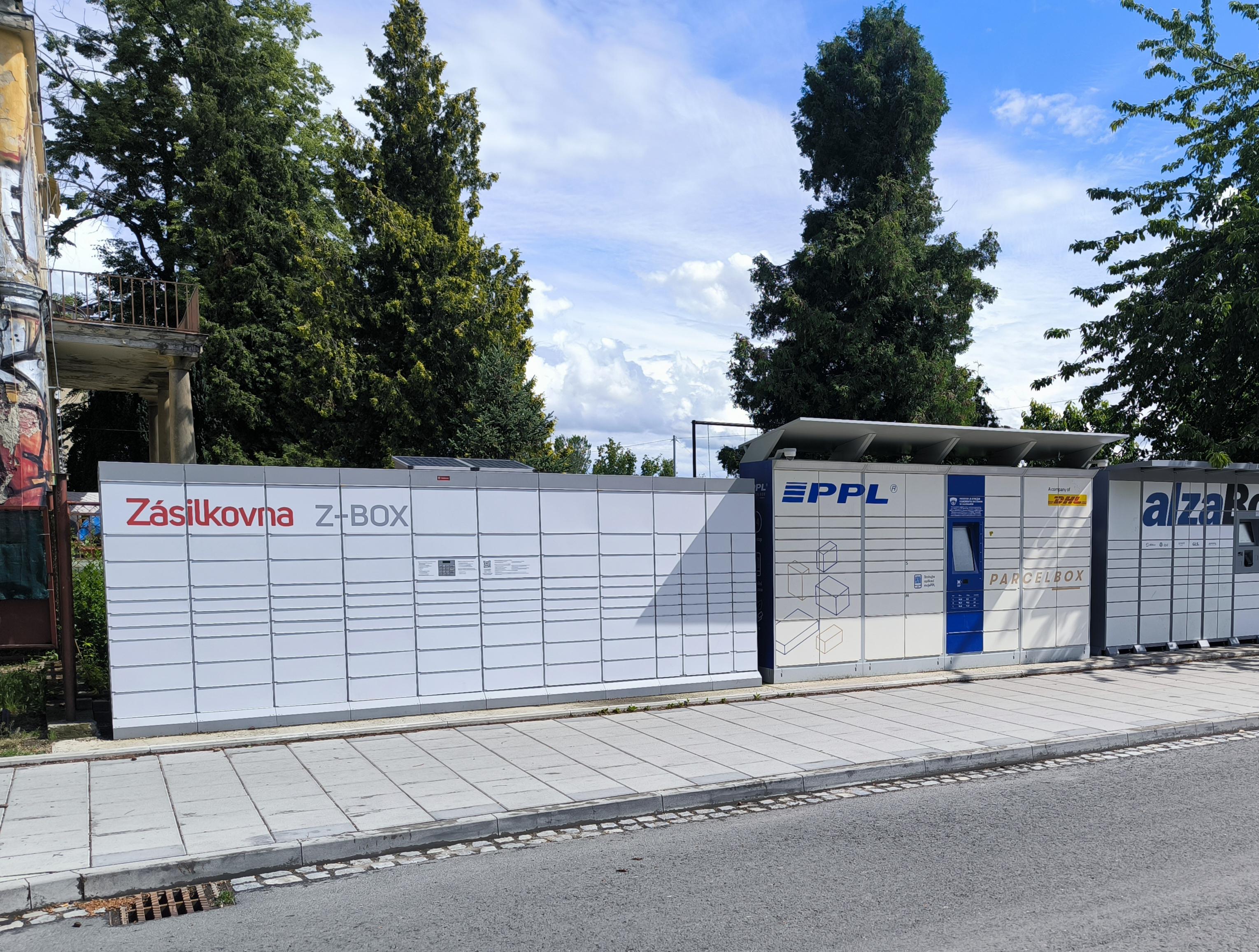 Z-BOX