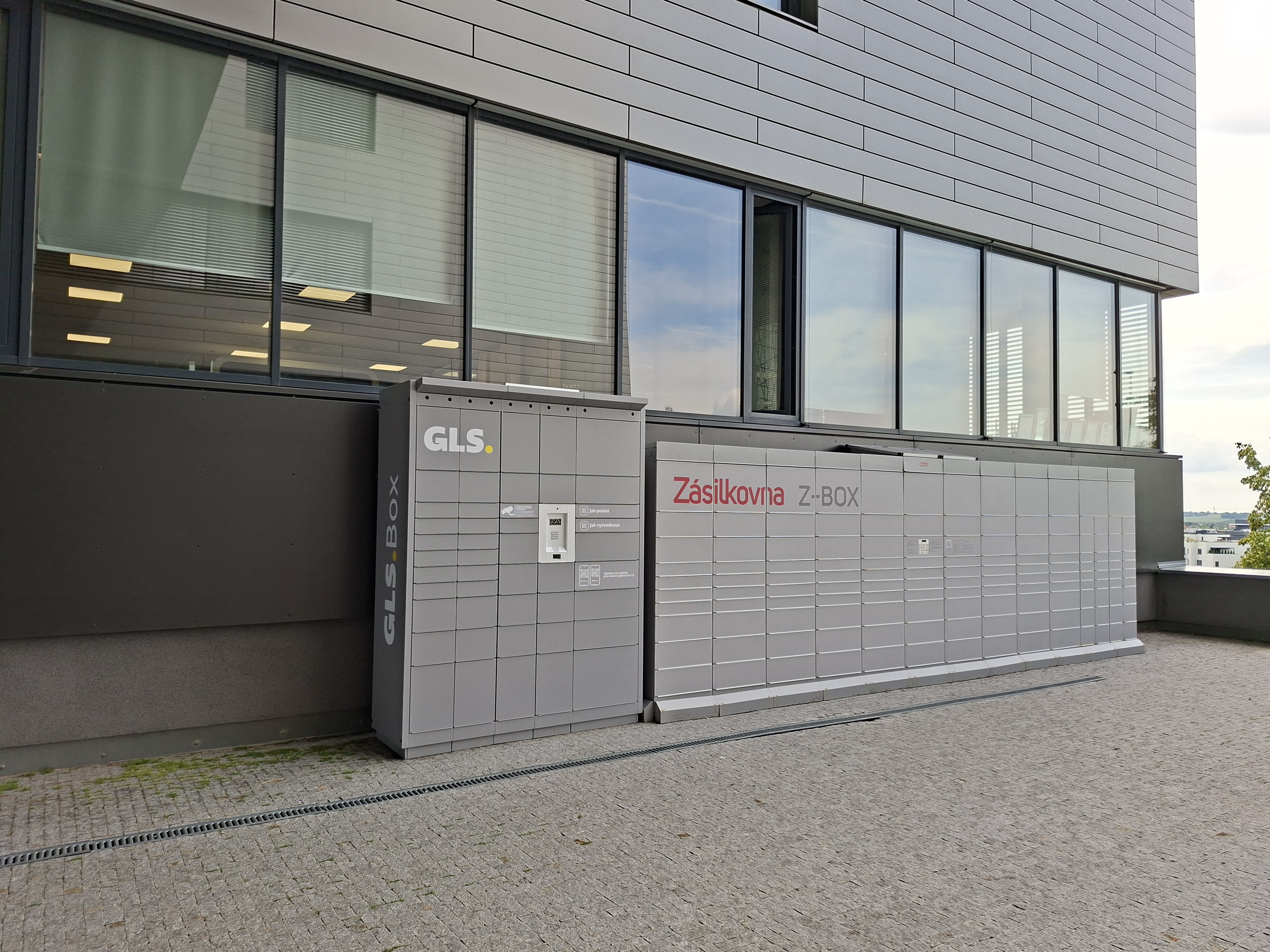 GLS Parcel Box