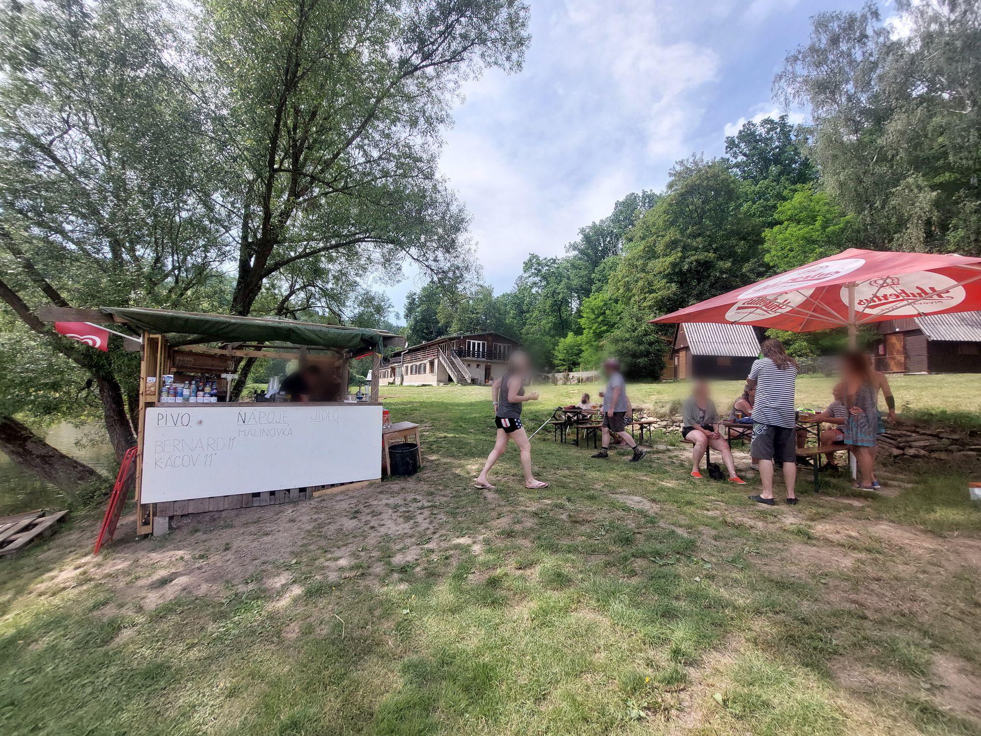 Vodácký kiosek Malovidy foto 1