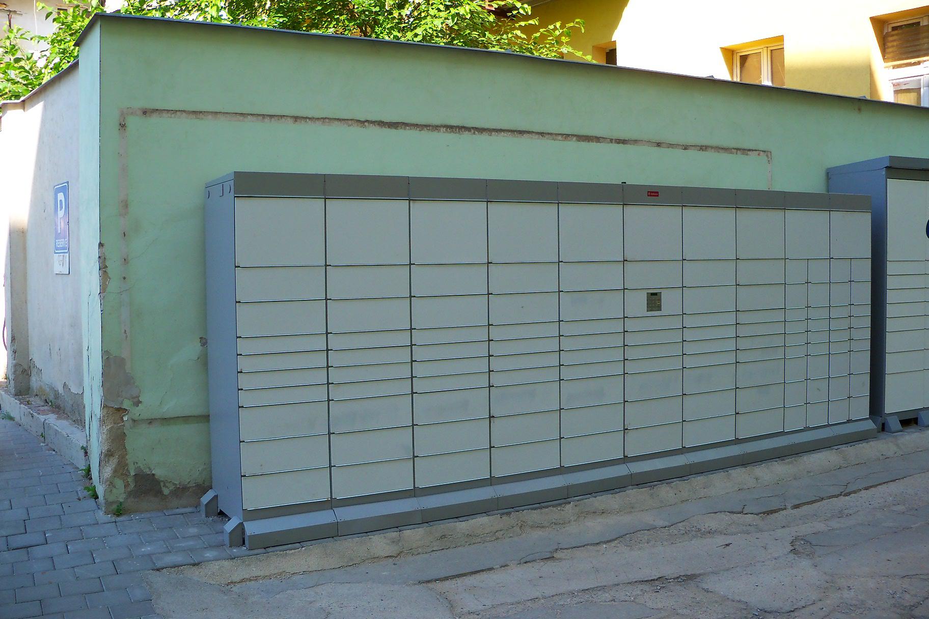 Z-BOX