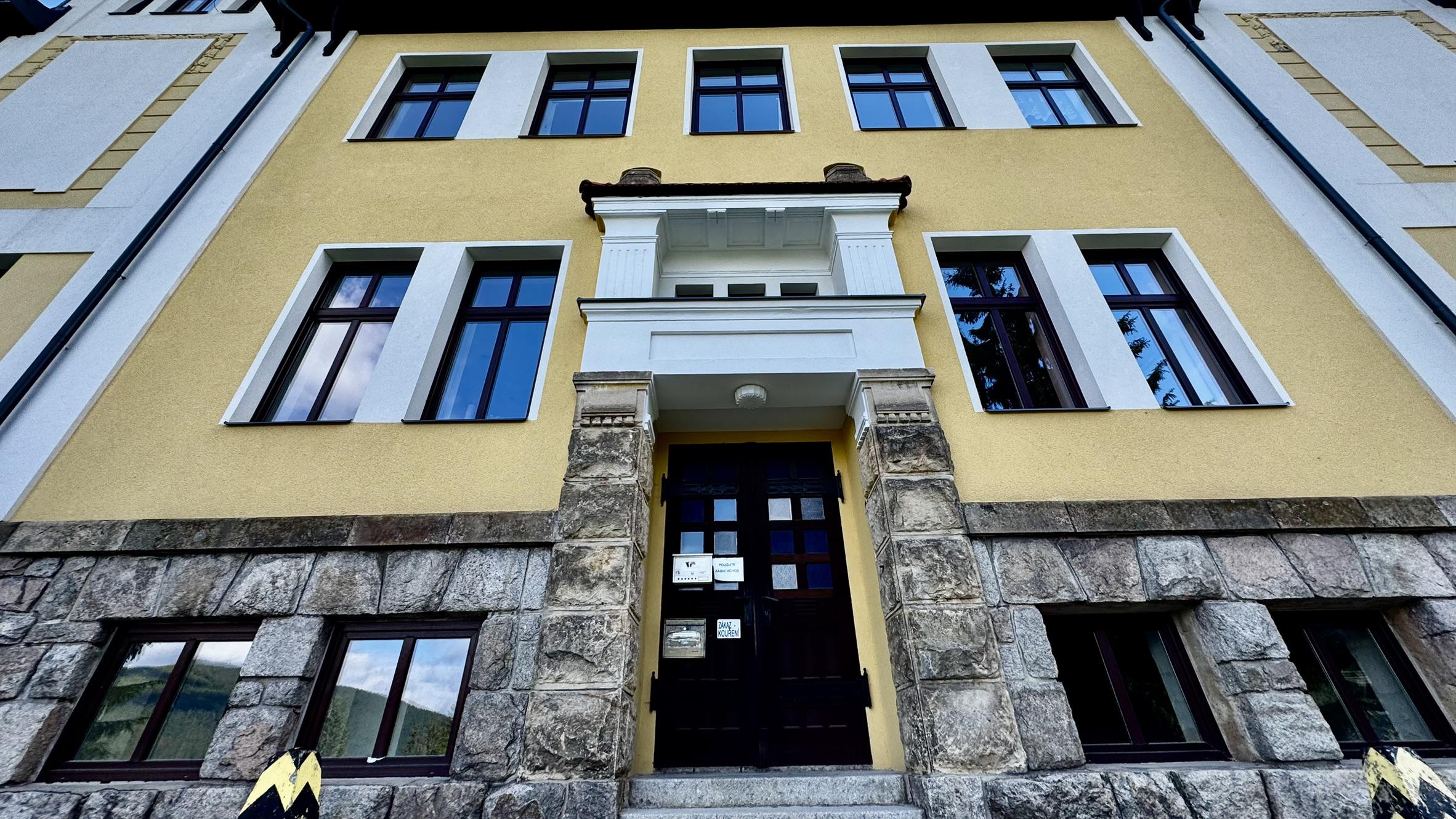 Základní škola a mateřská škola Špindlerův Mlýn foto 3