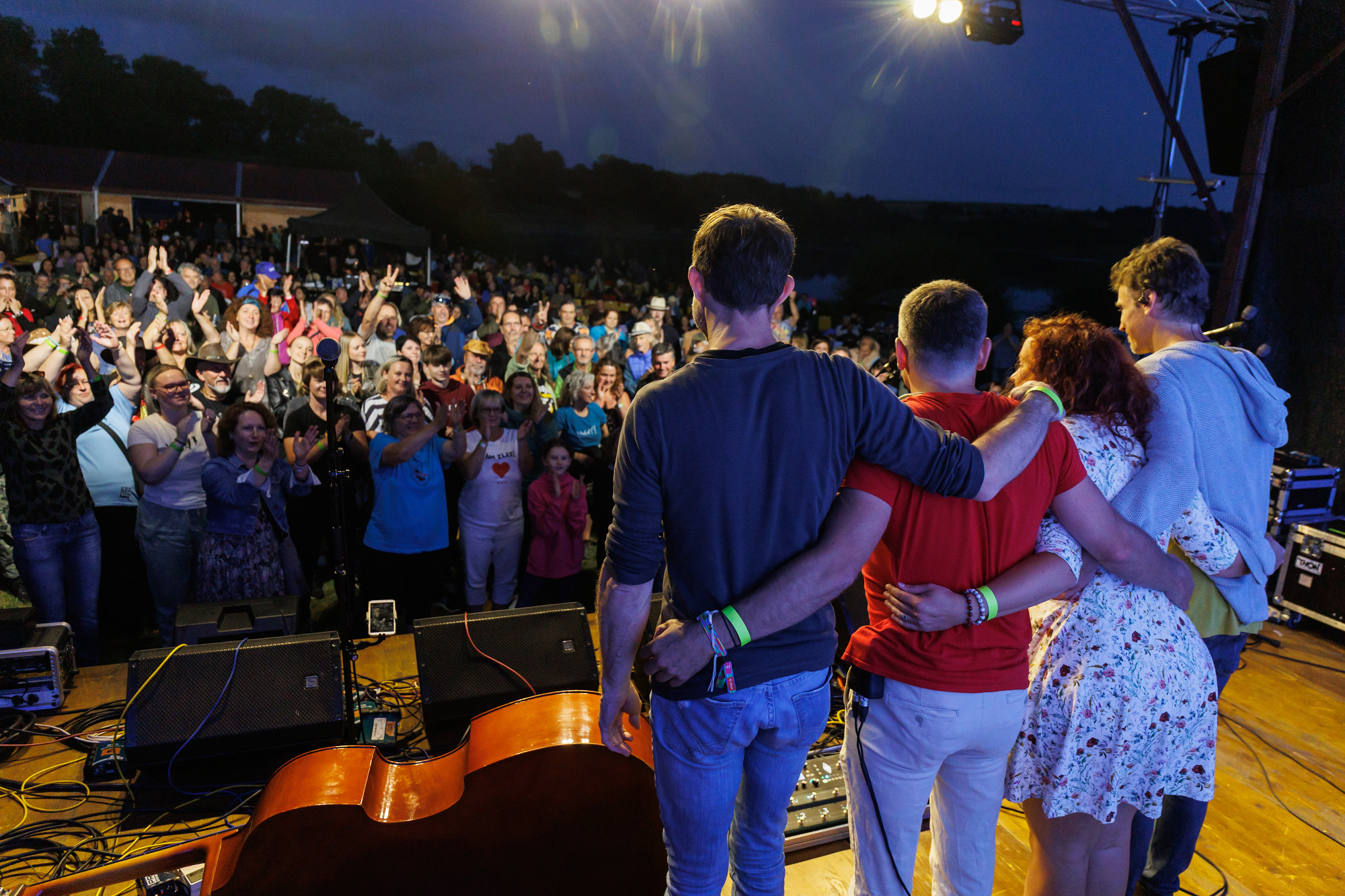 Hudební festival HROŠENÍ NA ŘECE foto 2