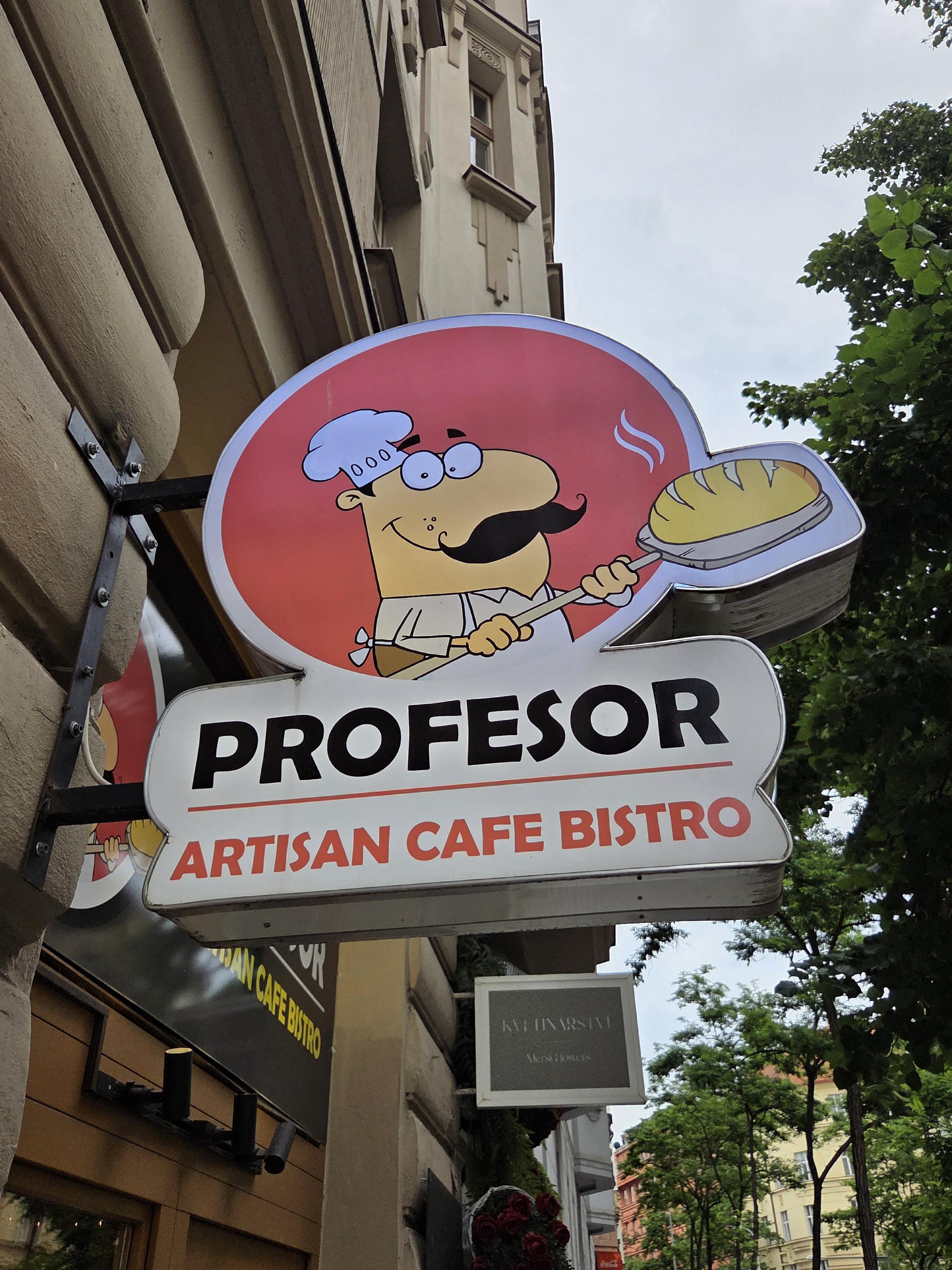 Profesor Artisan Cafe Bistro foto 2