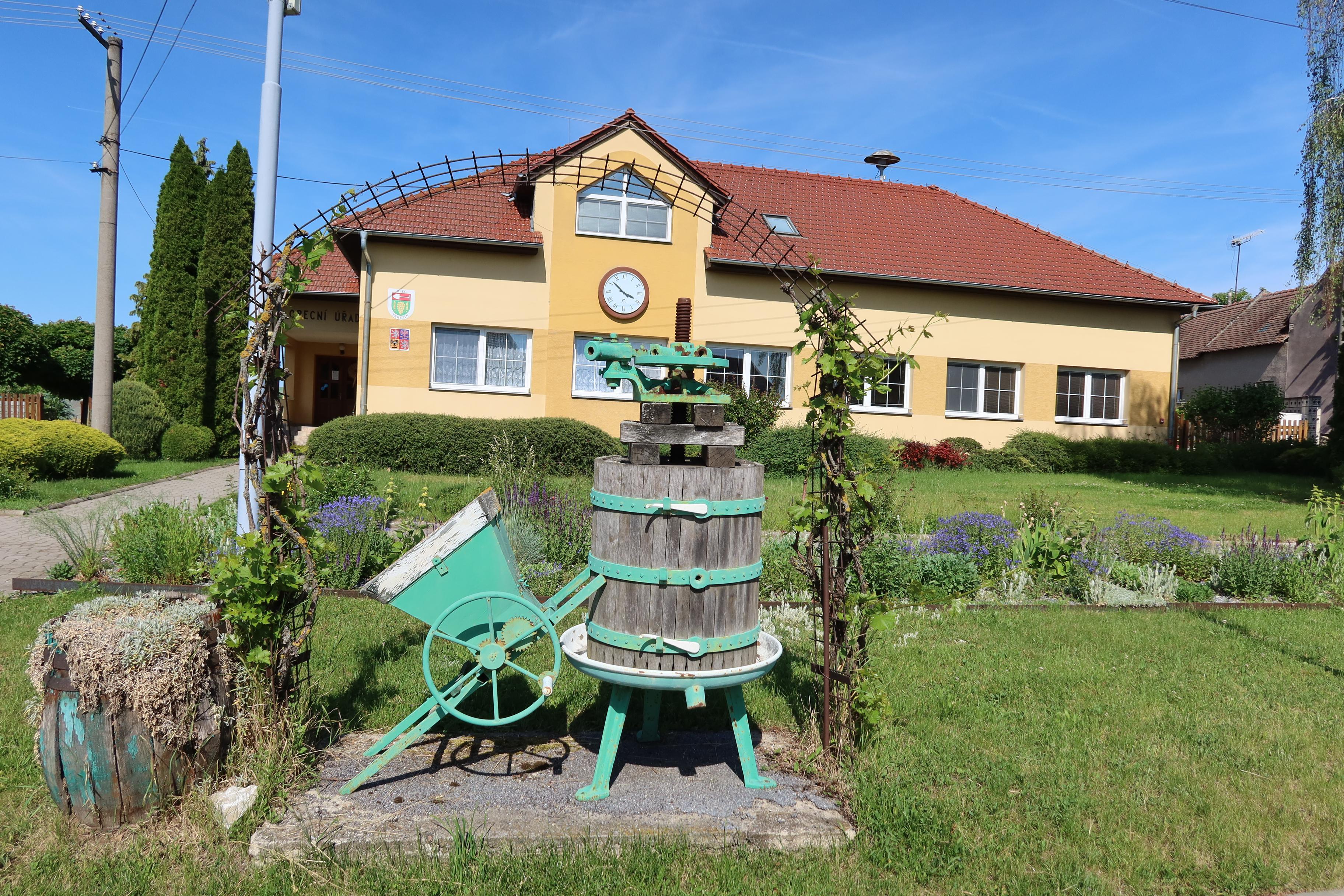 Terezín - obecní úřad foto 4