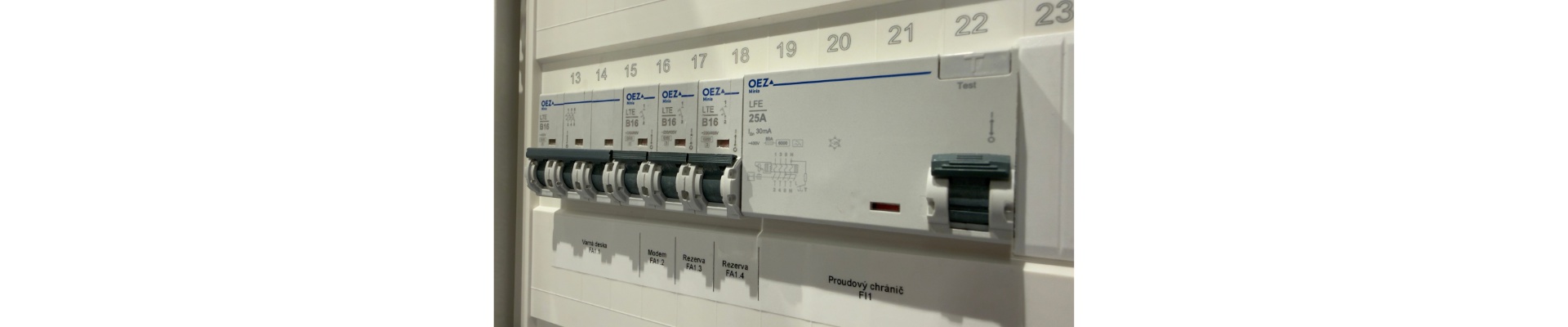 Úvodní obrázek Světla Svítí – elektroinstalace Praha