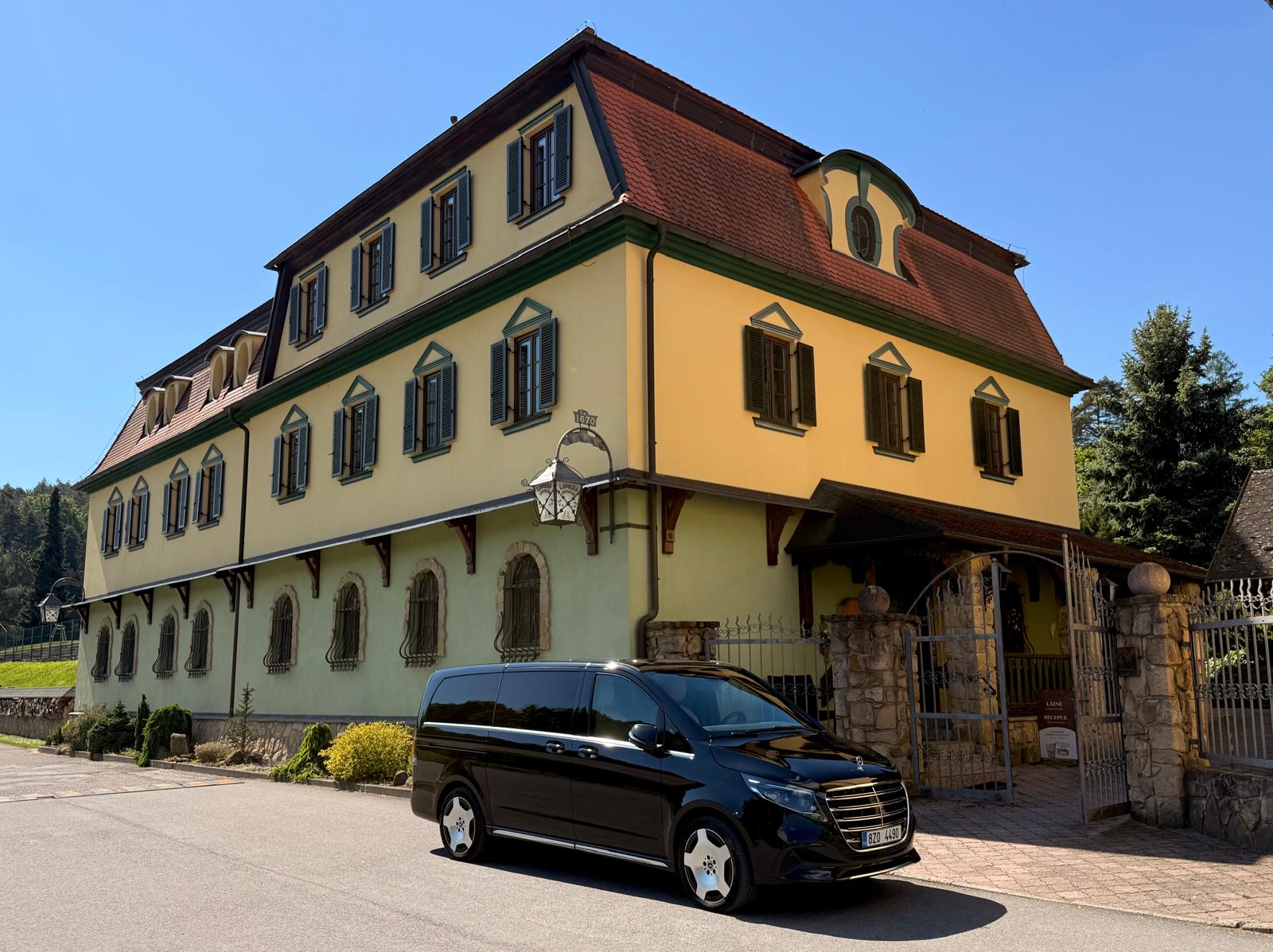 NOIR LINE - LUXURY VIP TRANSFERS foto 6
