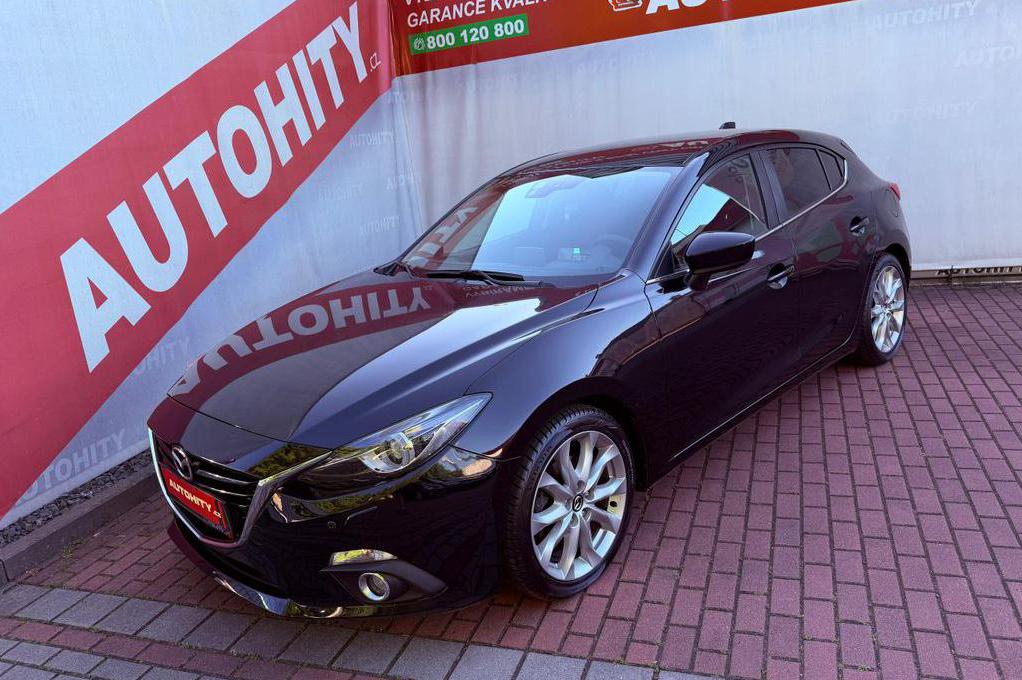 STYLOVĚ DO LÉTA: Mazda 3 2.0 Skyactiv | 88 kW
