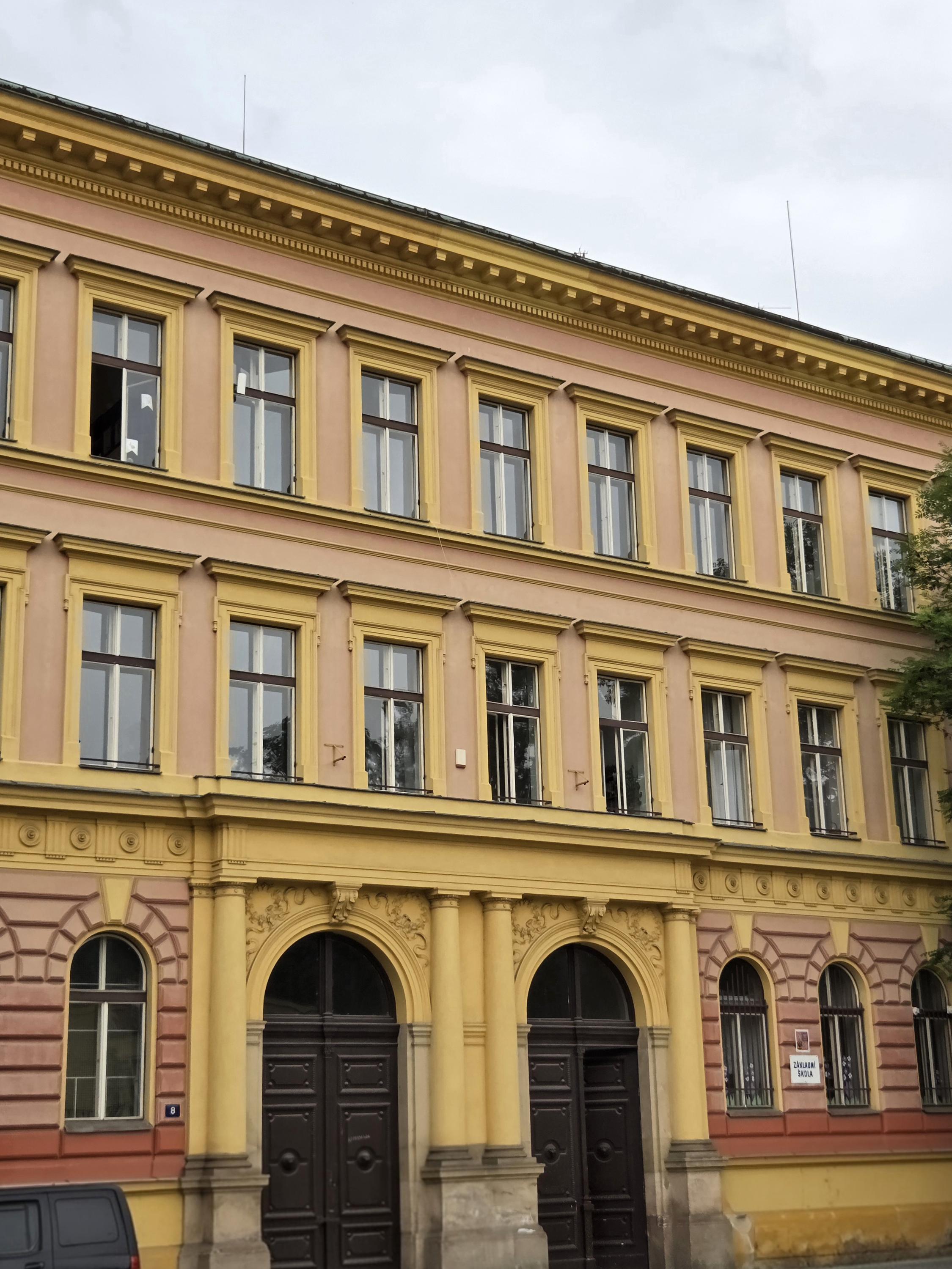 Základní škola, Praha 2, Botičská 8 foto 6