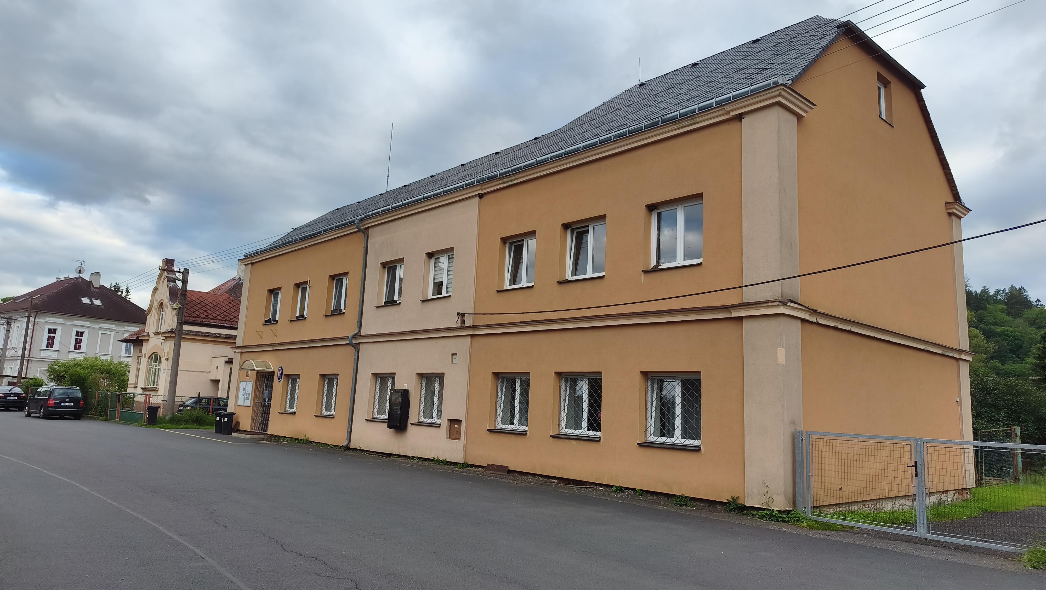 Vojkovice - obecní úřad foto 2
