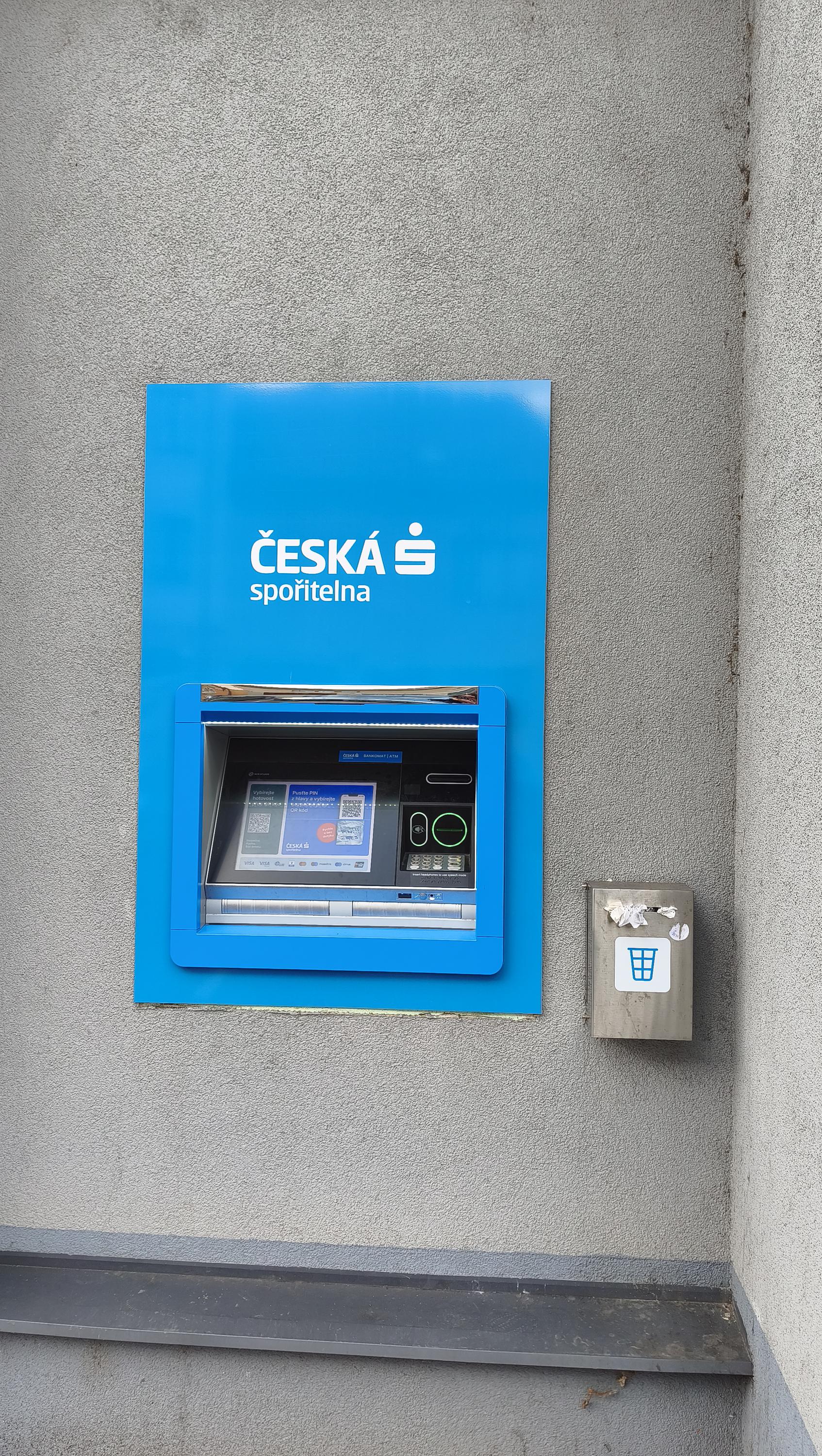Bankomat České spořitelny foto 2