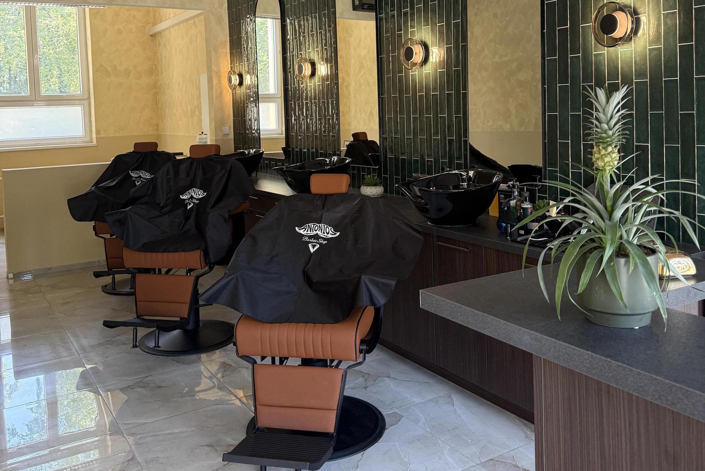 Antonio's Barbershop