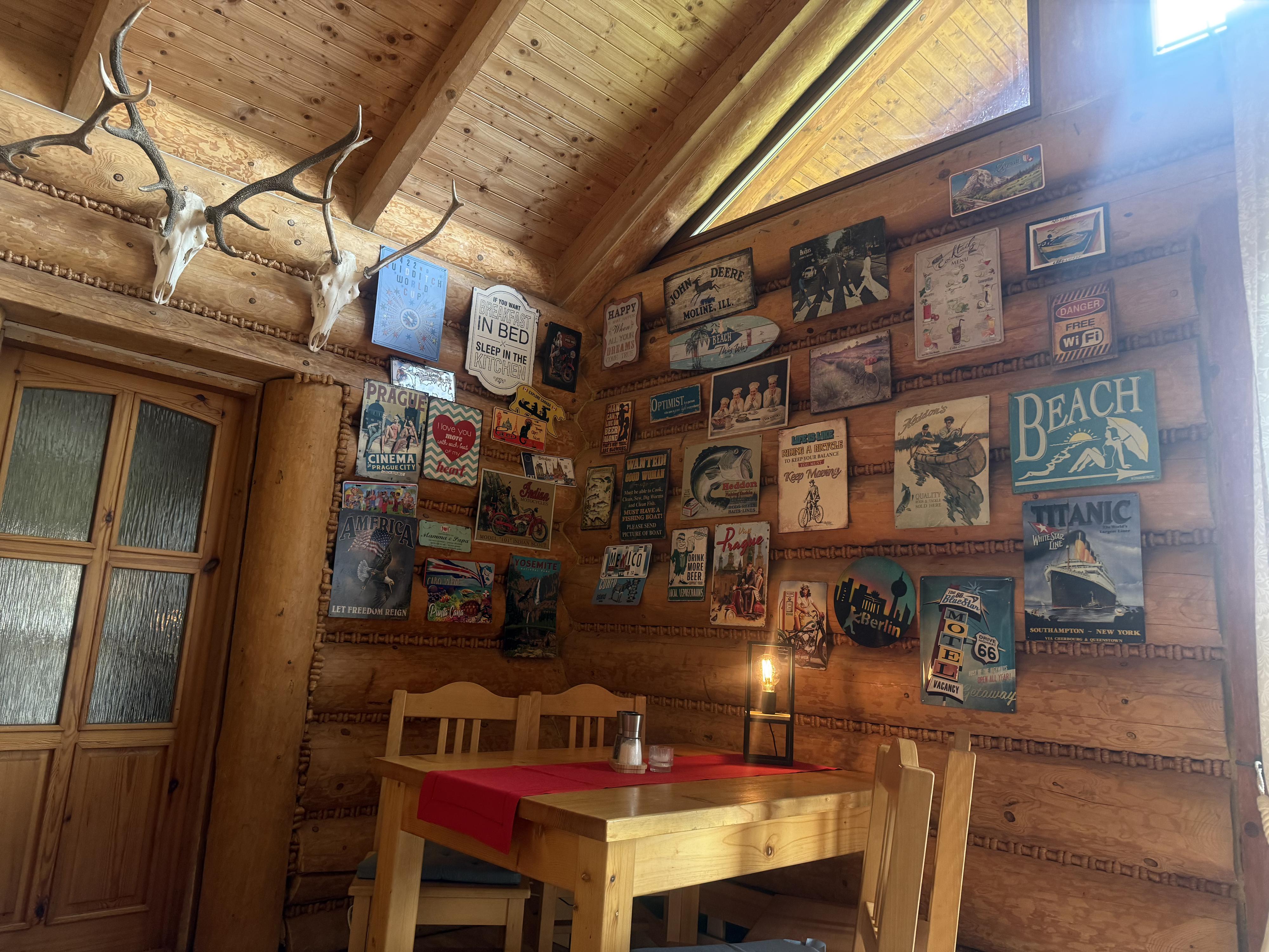 Rezidence u jezera - restaurace foto 3