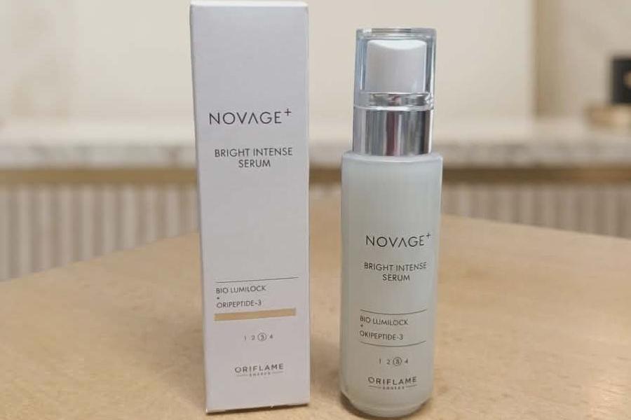 Rozjasňující sérum Bright Intense Novage