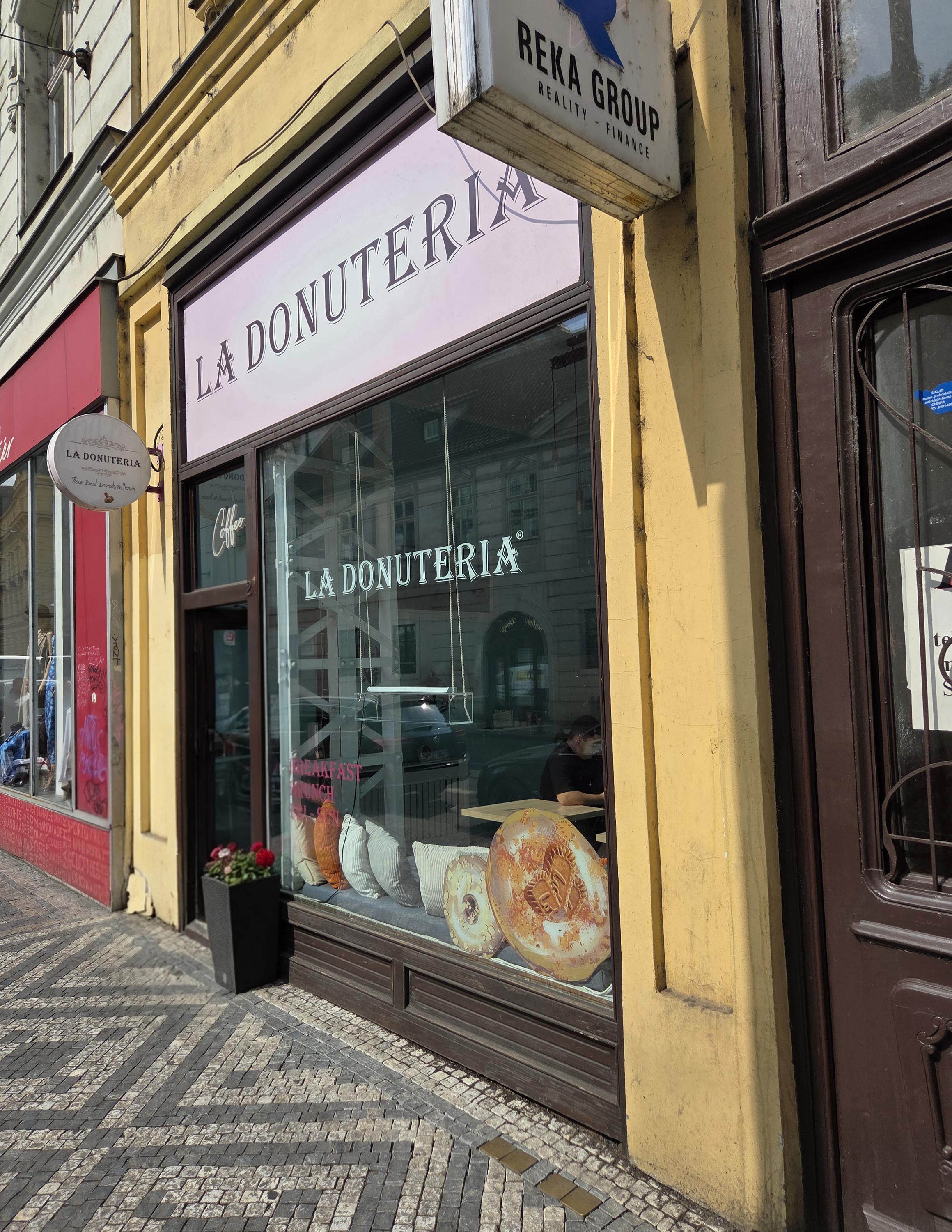 La Donuteria - Spálená foto 1