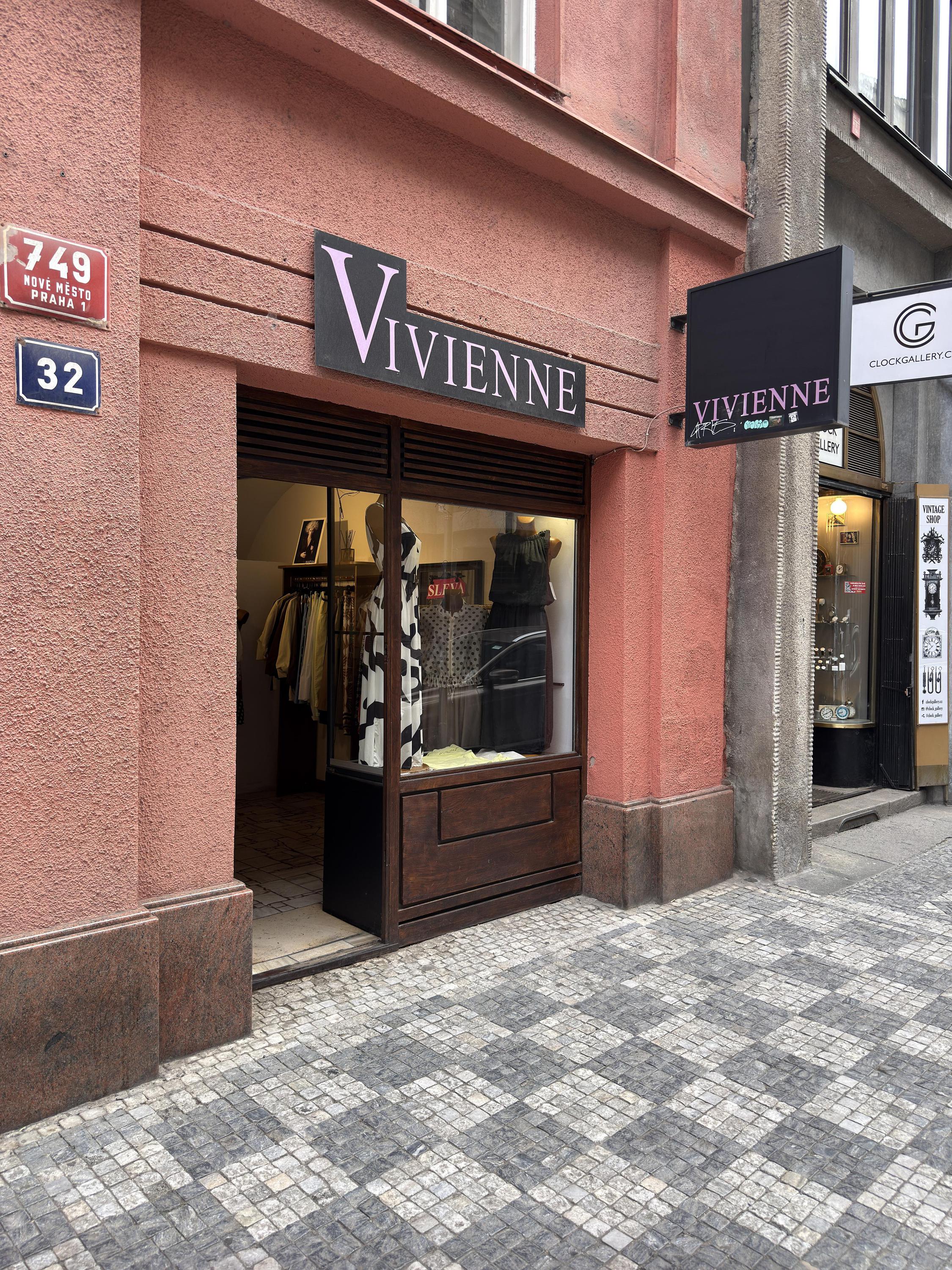 Vivienne foto 1