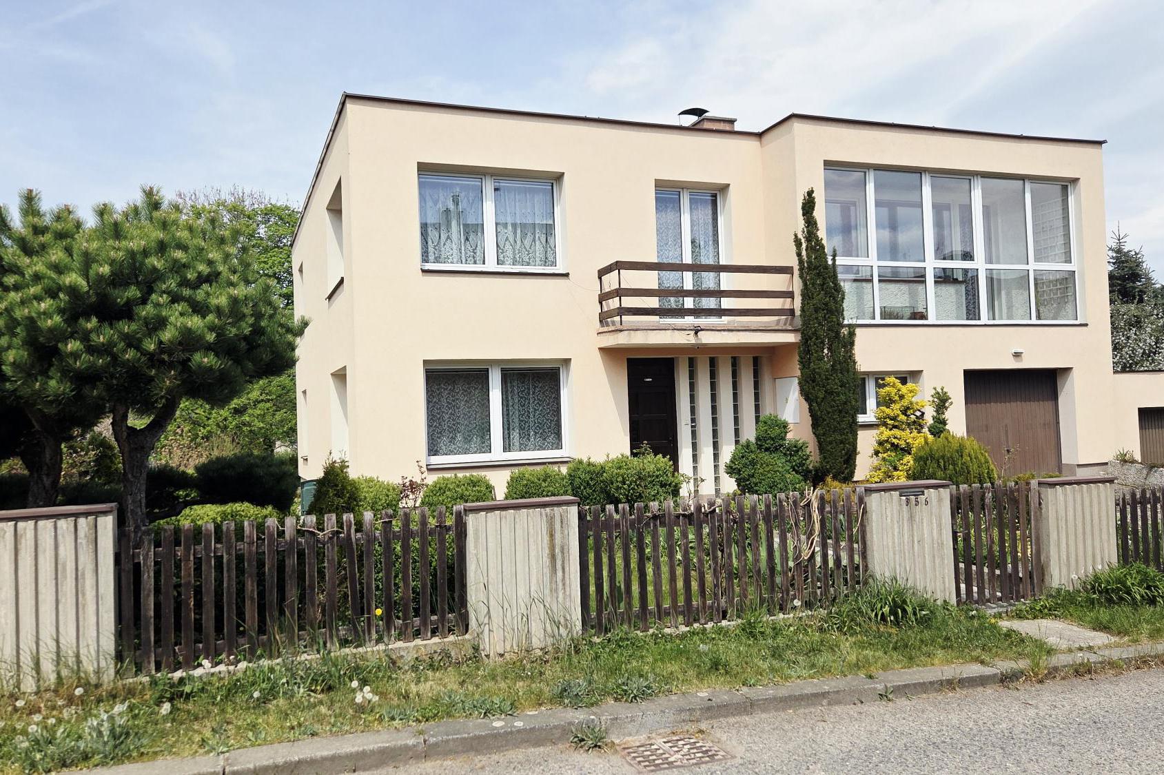 Prodej dvougeneračního domu Obecnice, Příbram