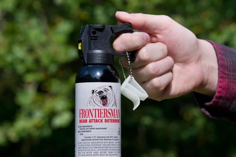Ochrana proti medvědům: Sabre Frontiersman