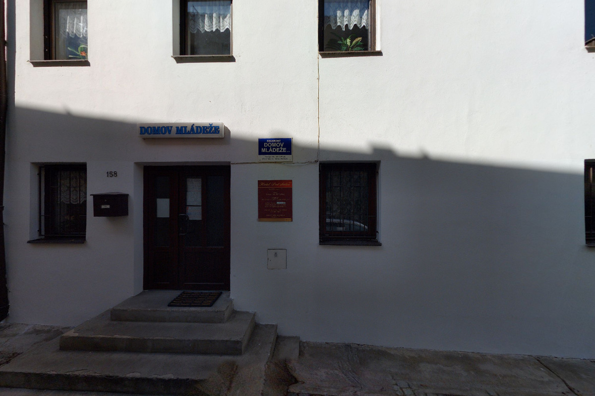 Hospůdka Pod Skalou