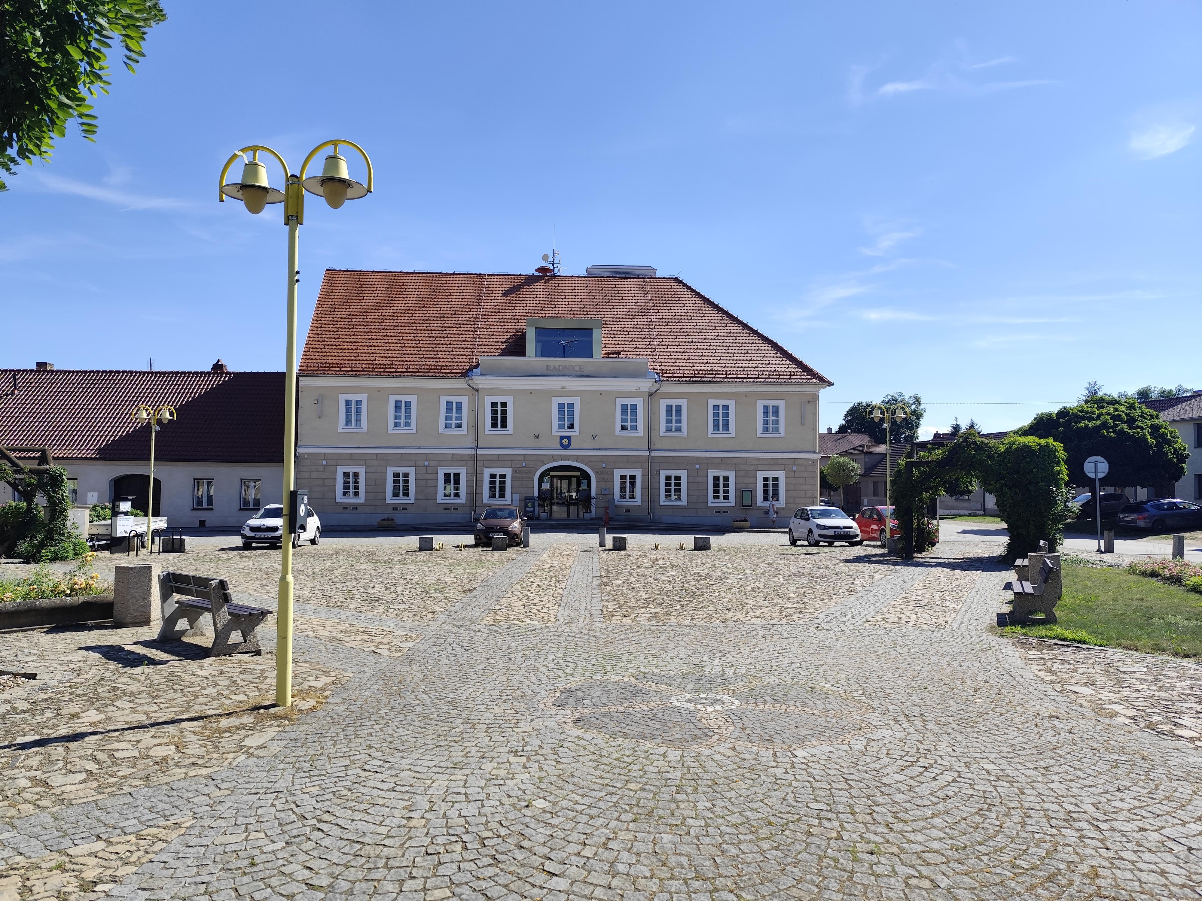 Kardašova Řečice - městský úřad foto 2