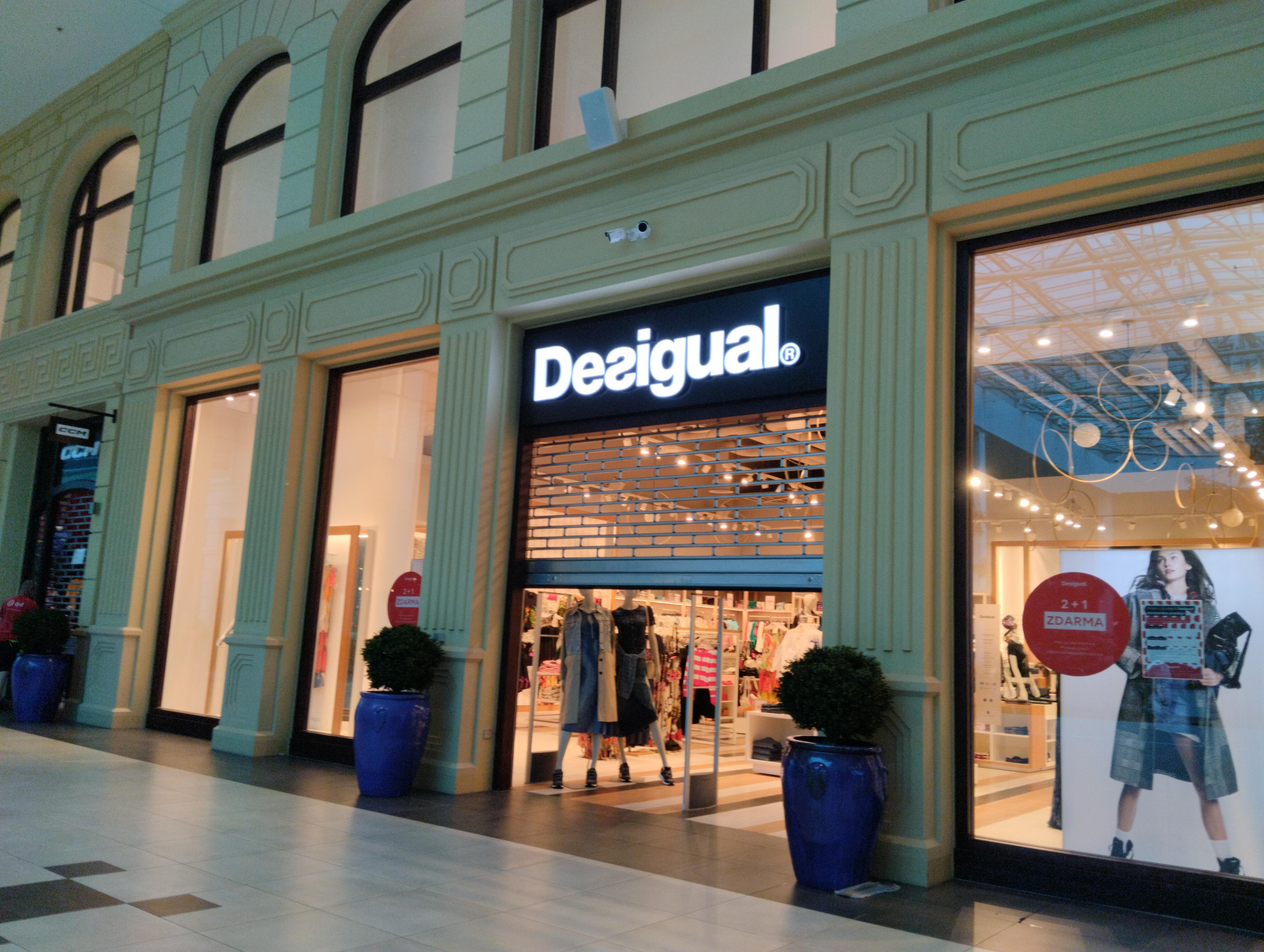 Desigual foto 2