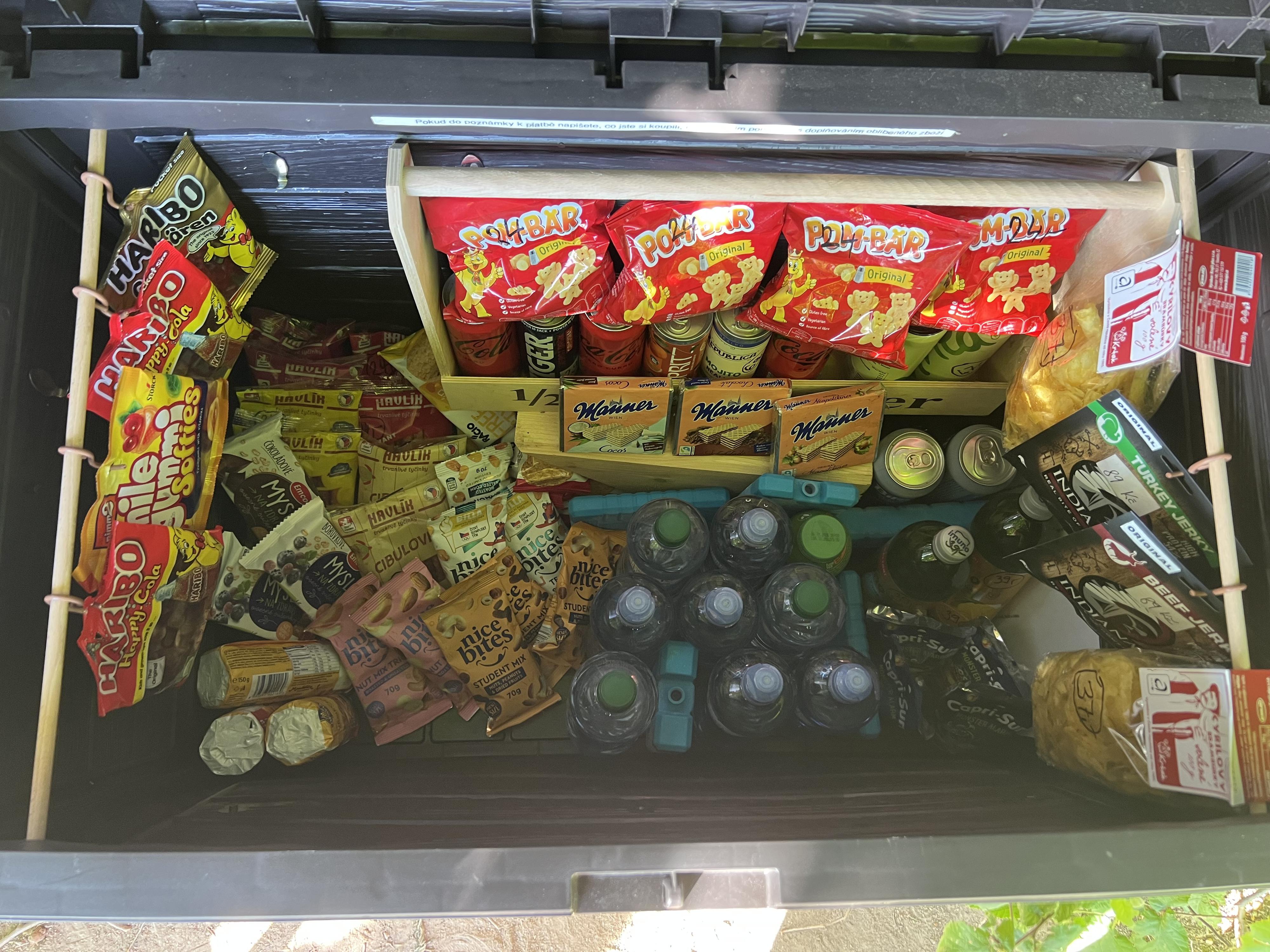 Samoobslužný minibar u chalupy foto 4