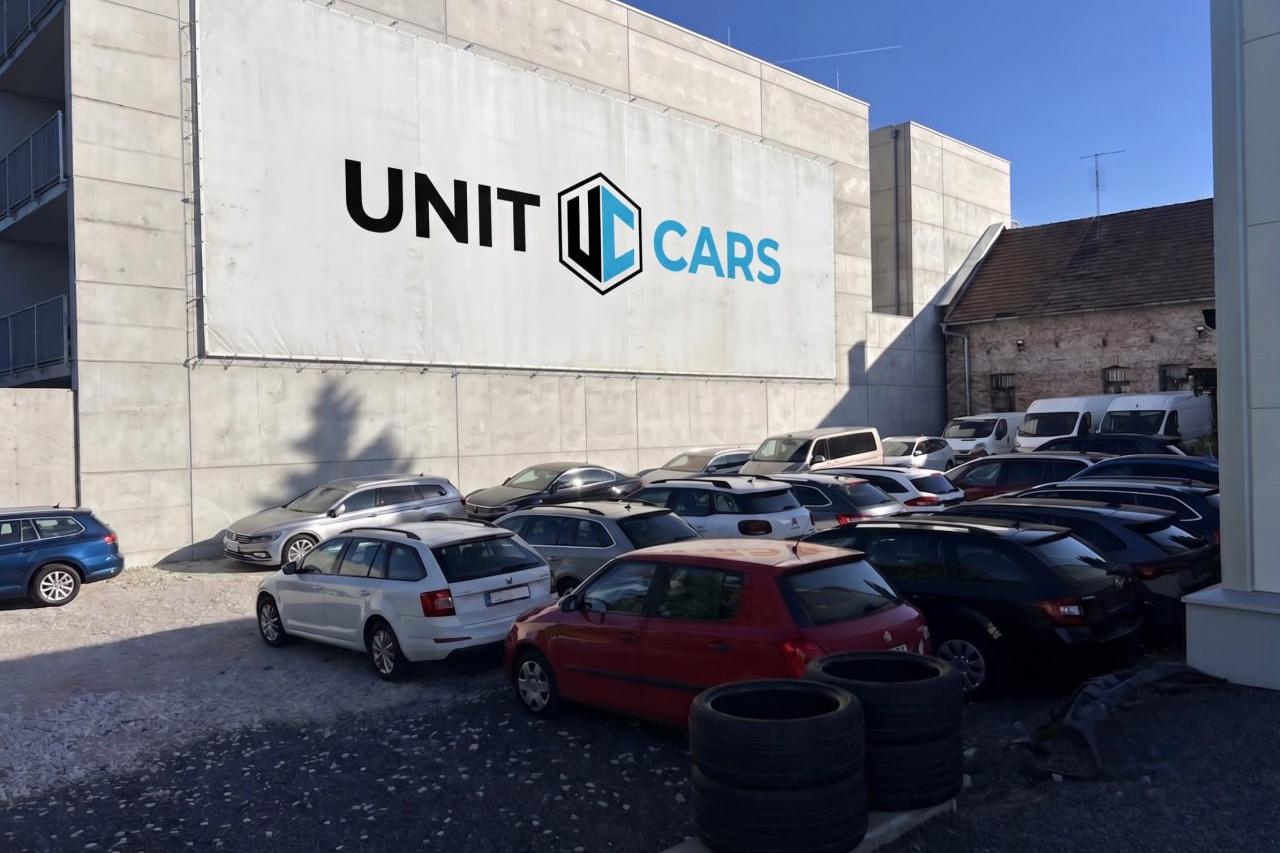 UNIT CARS