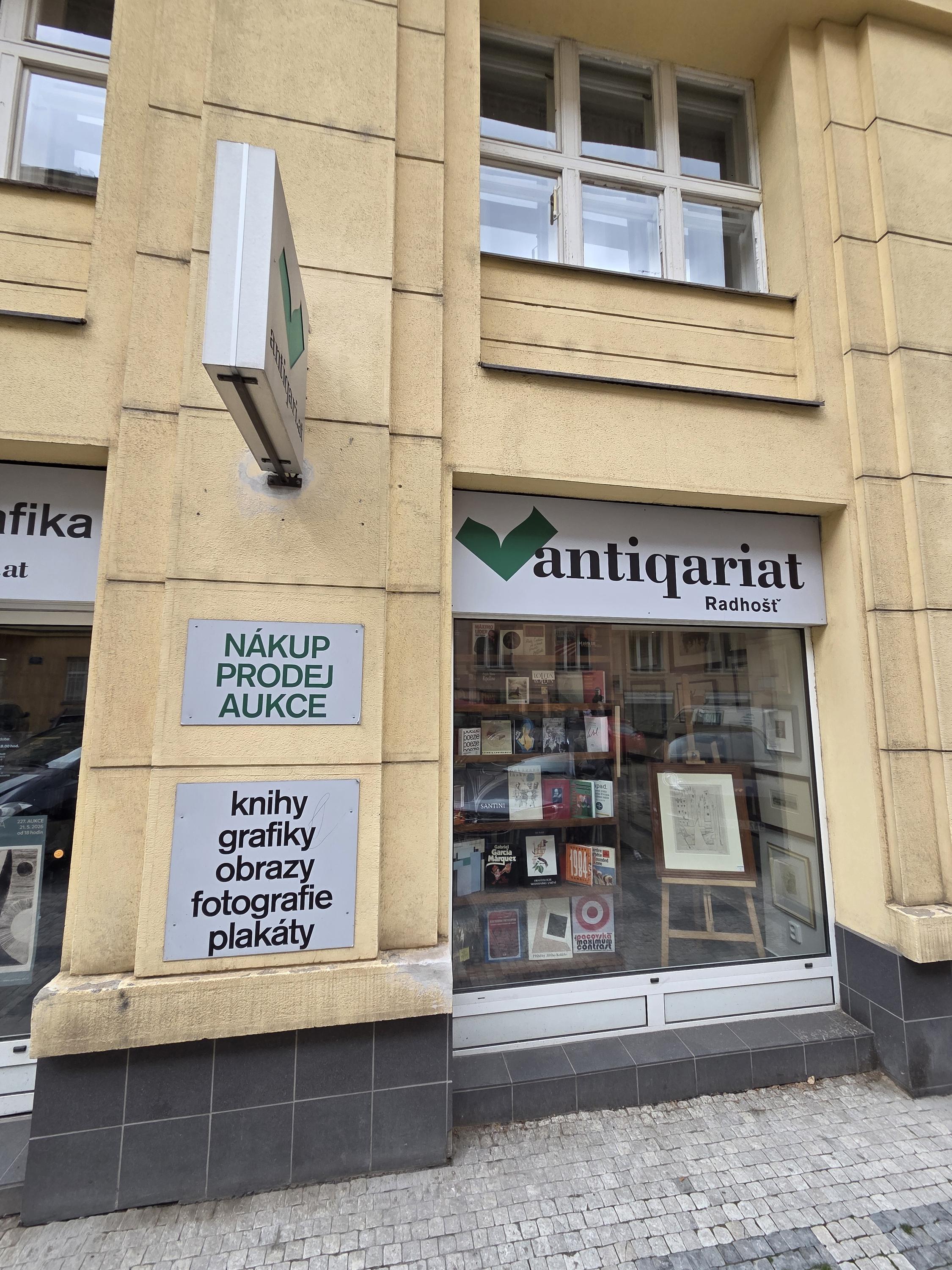 Antikvariát Radhošť foto 2