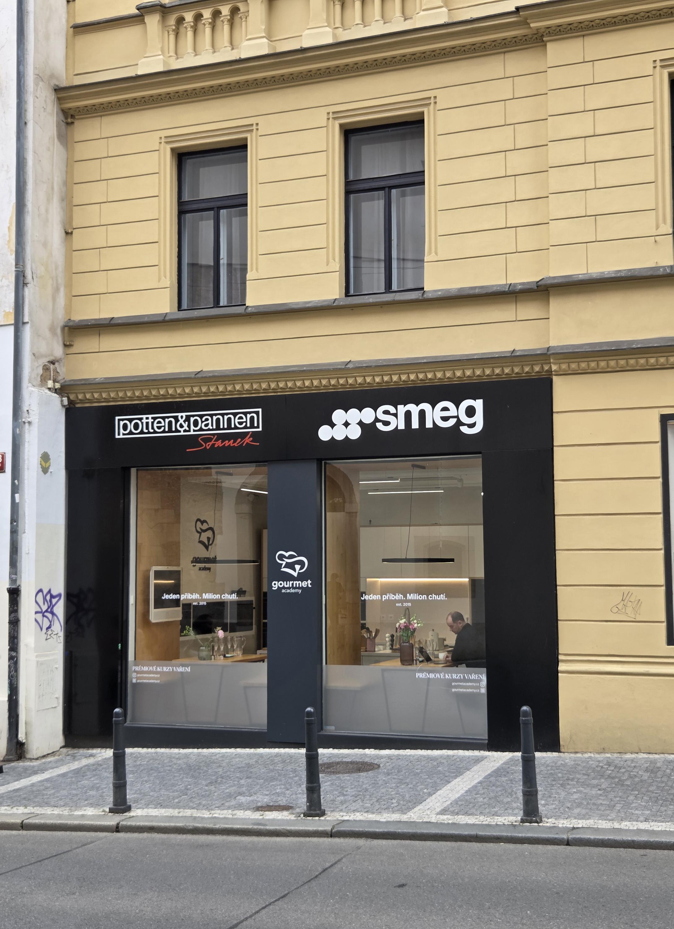 Potten & Pannen - Staněk | Smeg foto 2