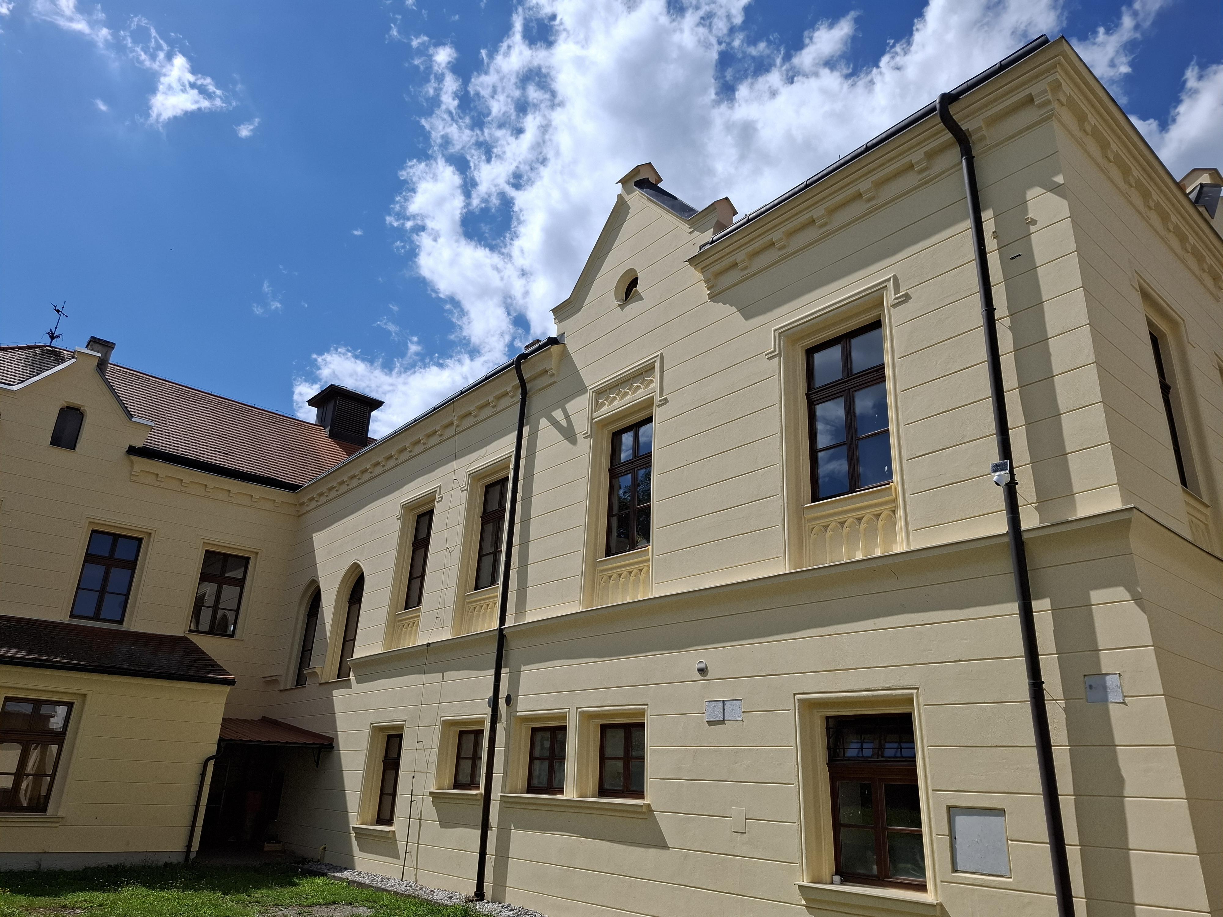 Osvračín - obecní úřad foto 3