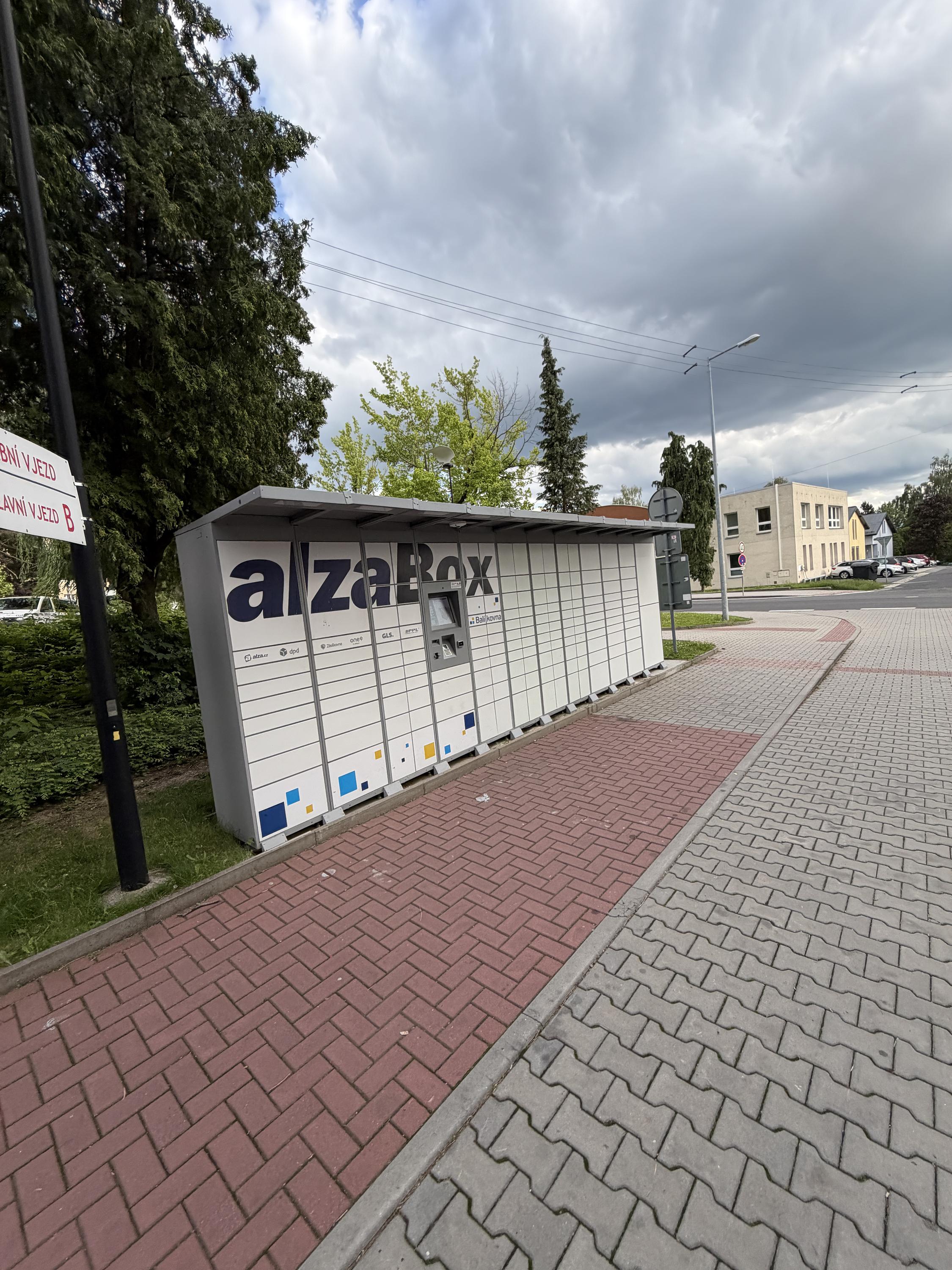 AlzaBox foto 4