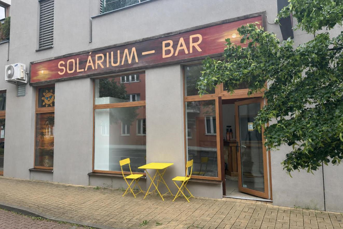 STAY GOLDEN - Zbraslav