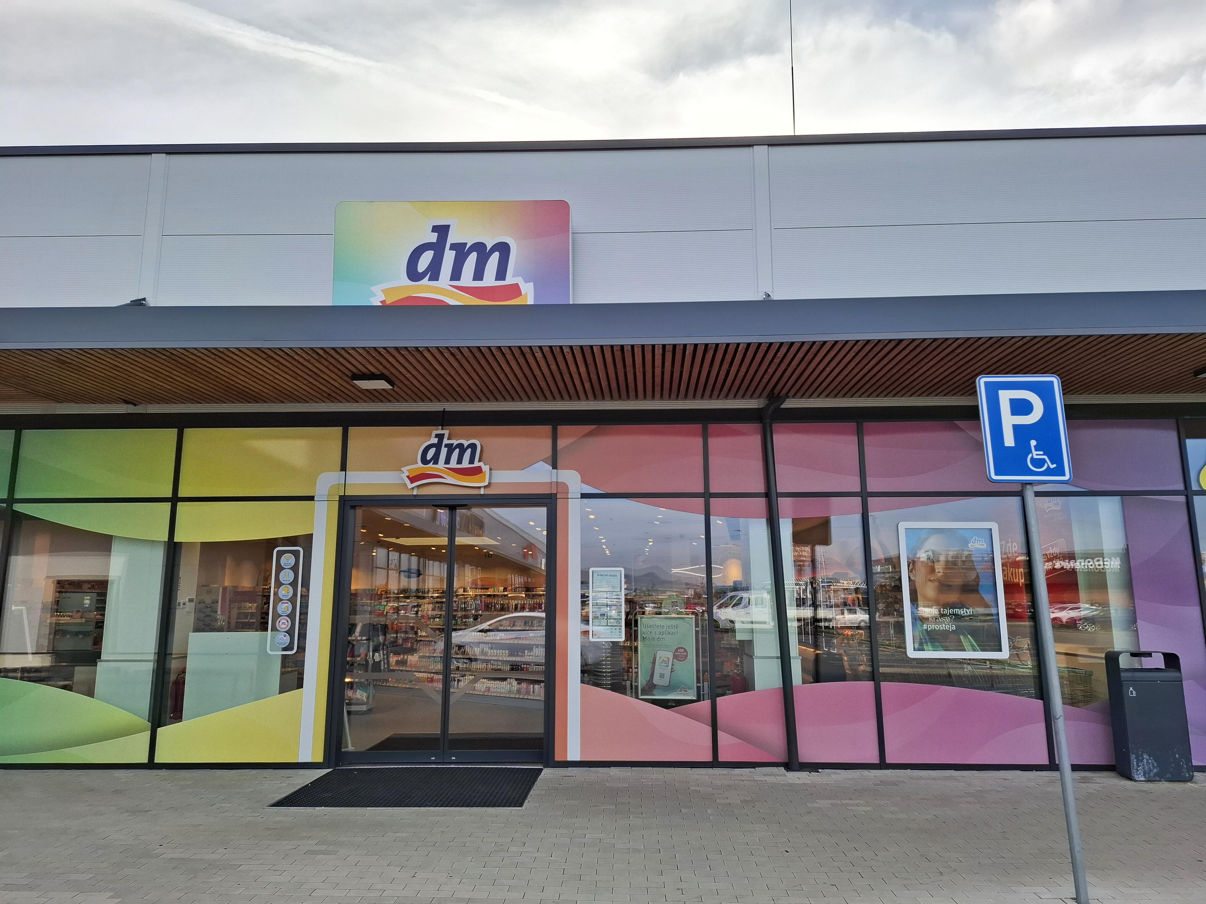 dm drogerie markt s.r.o. foto 4
