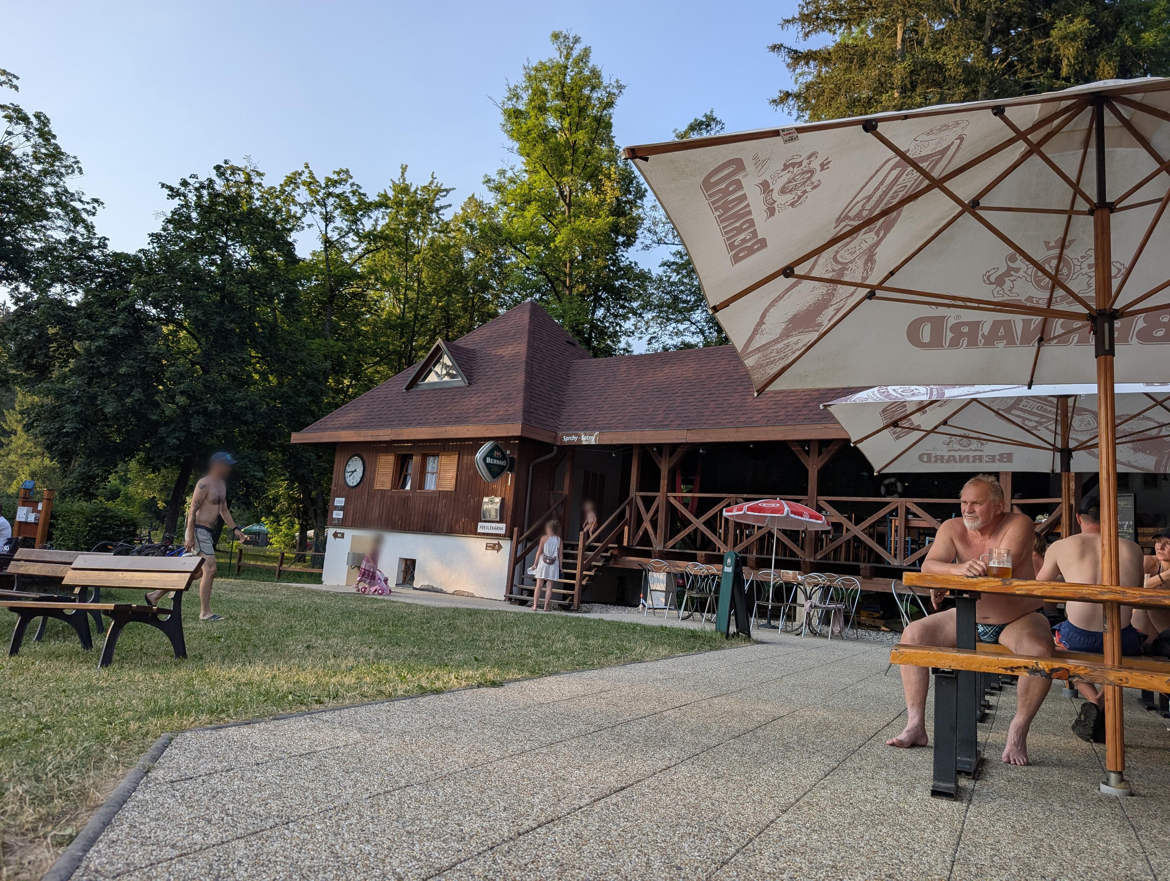 Občerstvení U Koupaliště foto 2